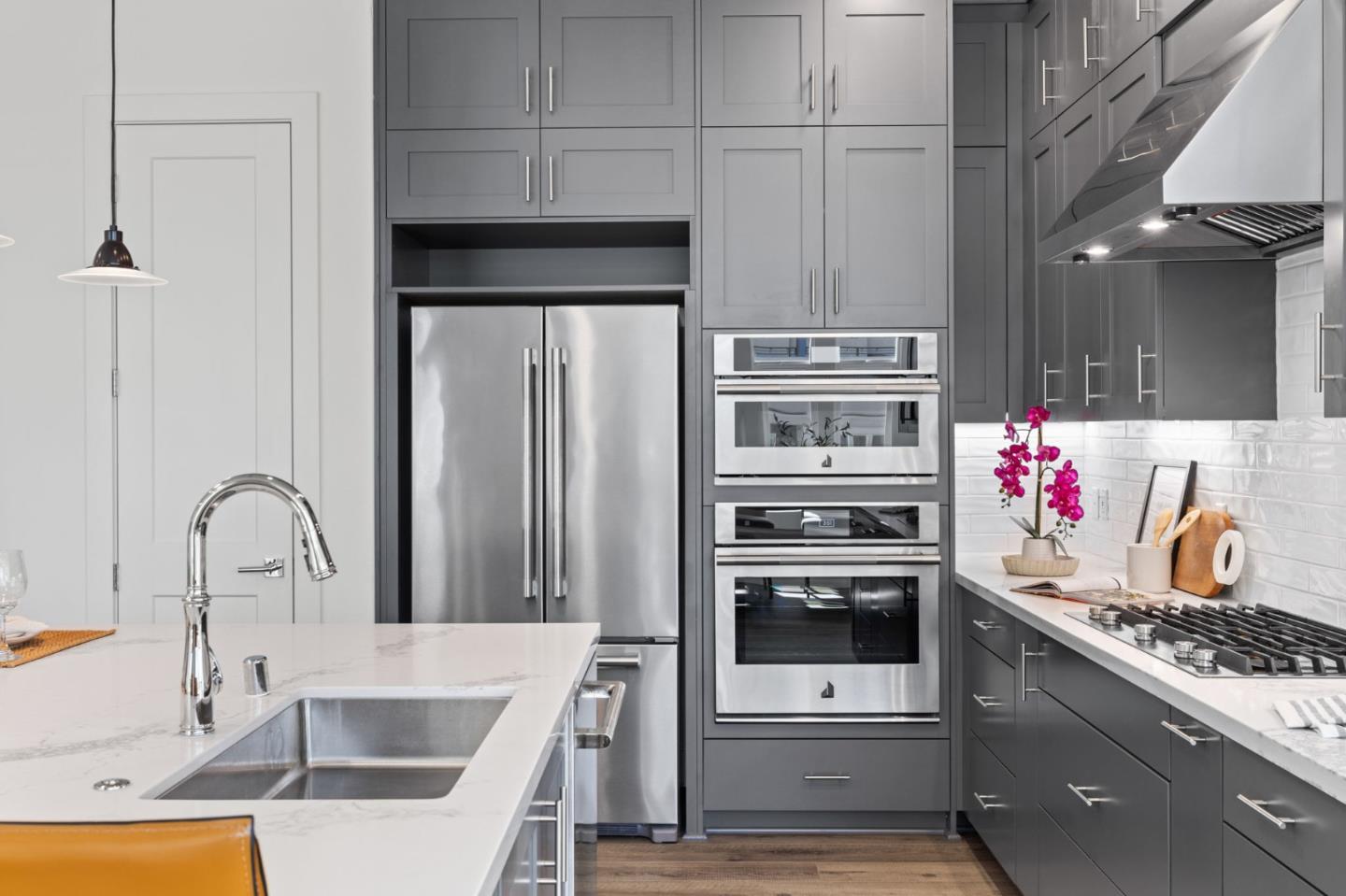 45339 Prism Terrace Way 102