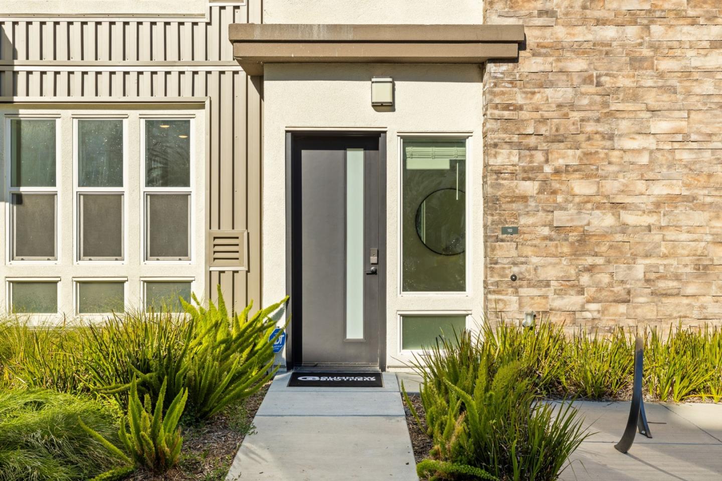 45339 Prism Terrace Way 102