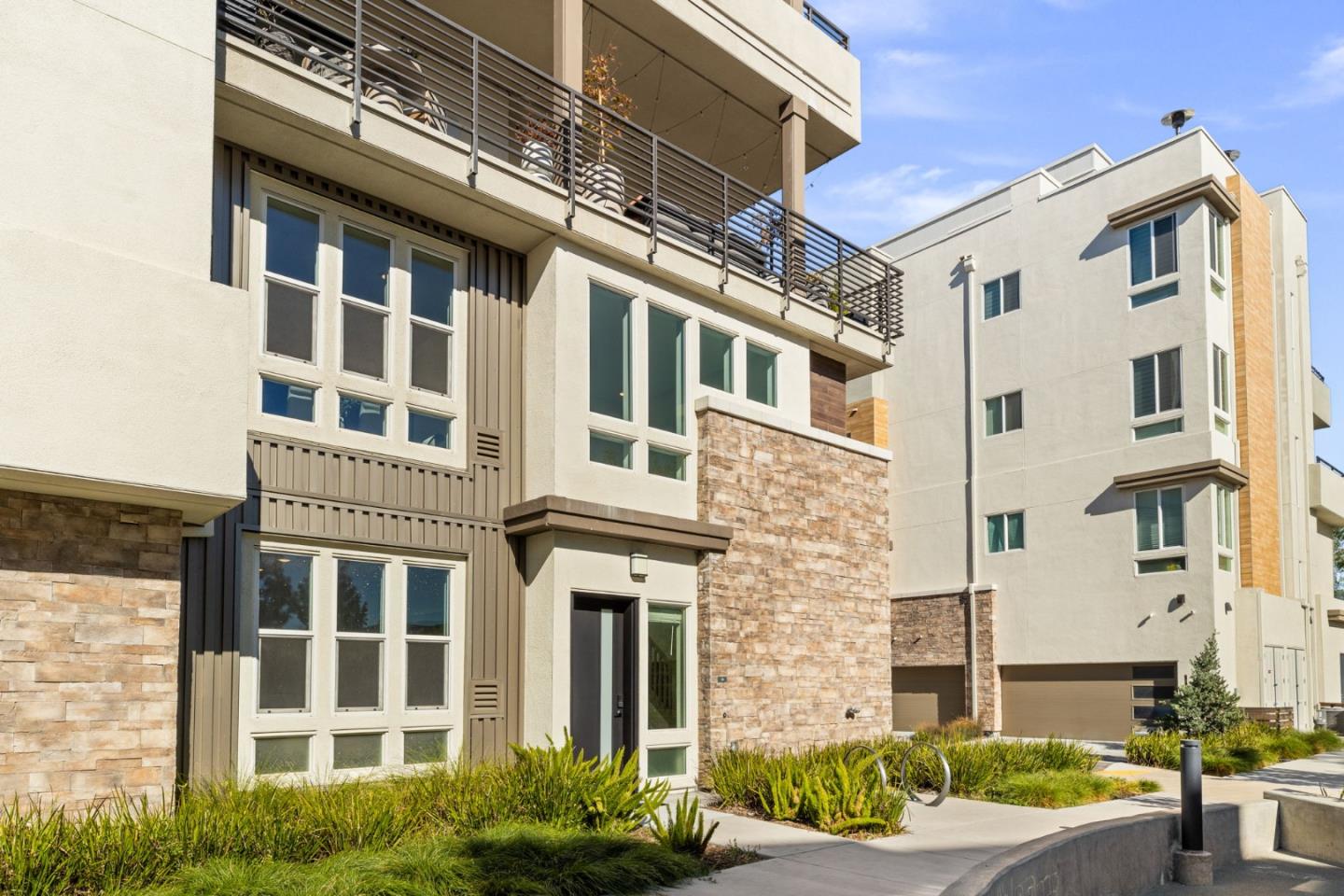 45339 Prism Terrace Way 102