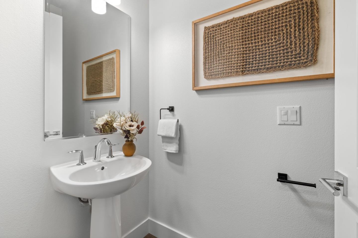 45339 Prism Terrace Way 102