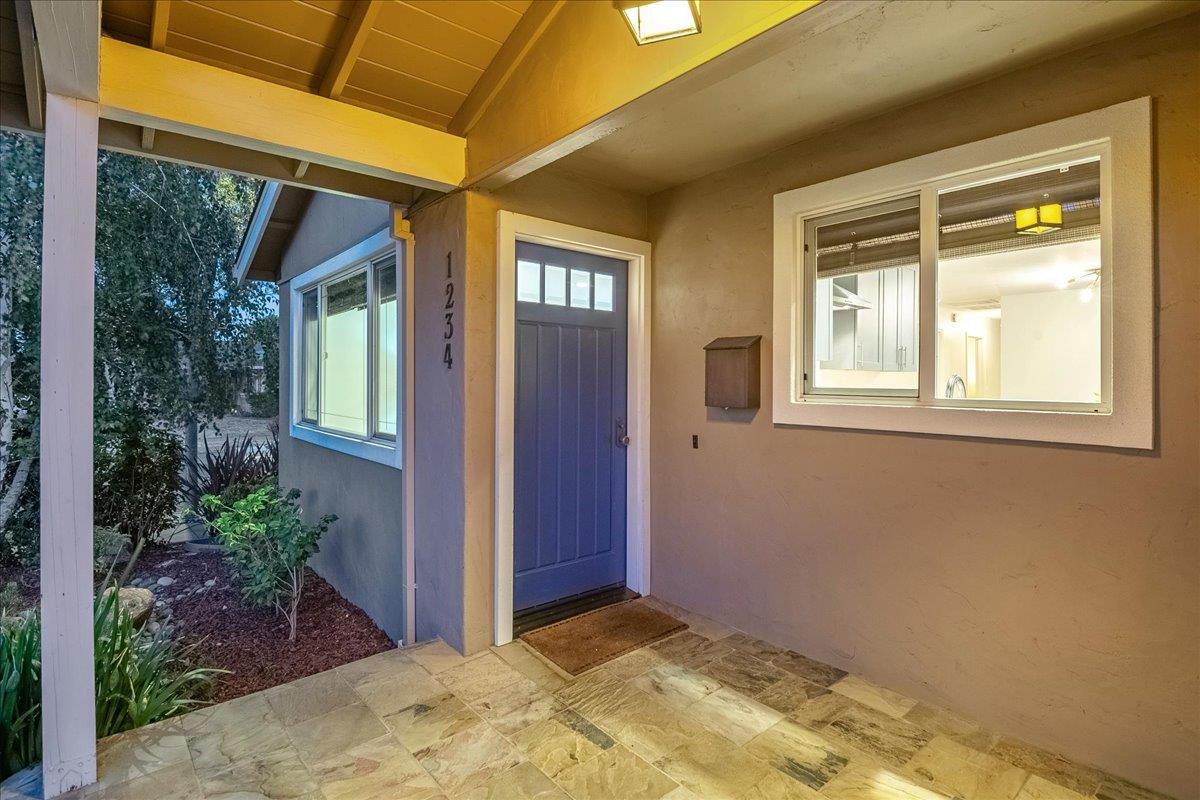 1234 Colleen Way