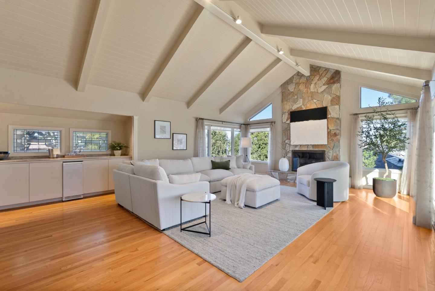 450 Santa Rosa Drive