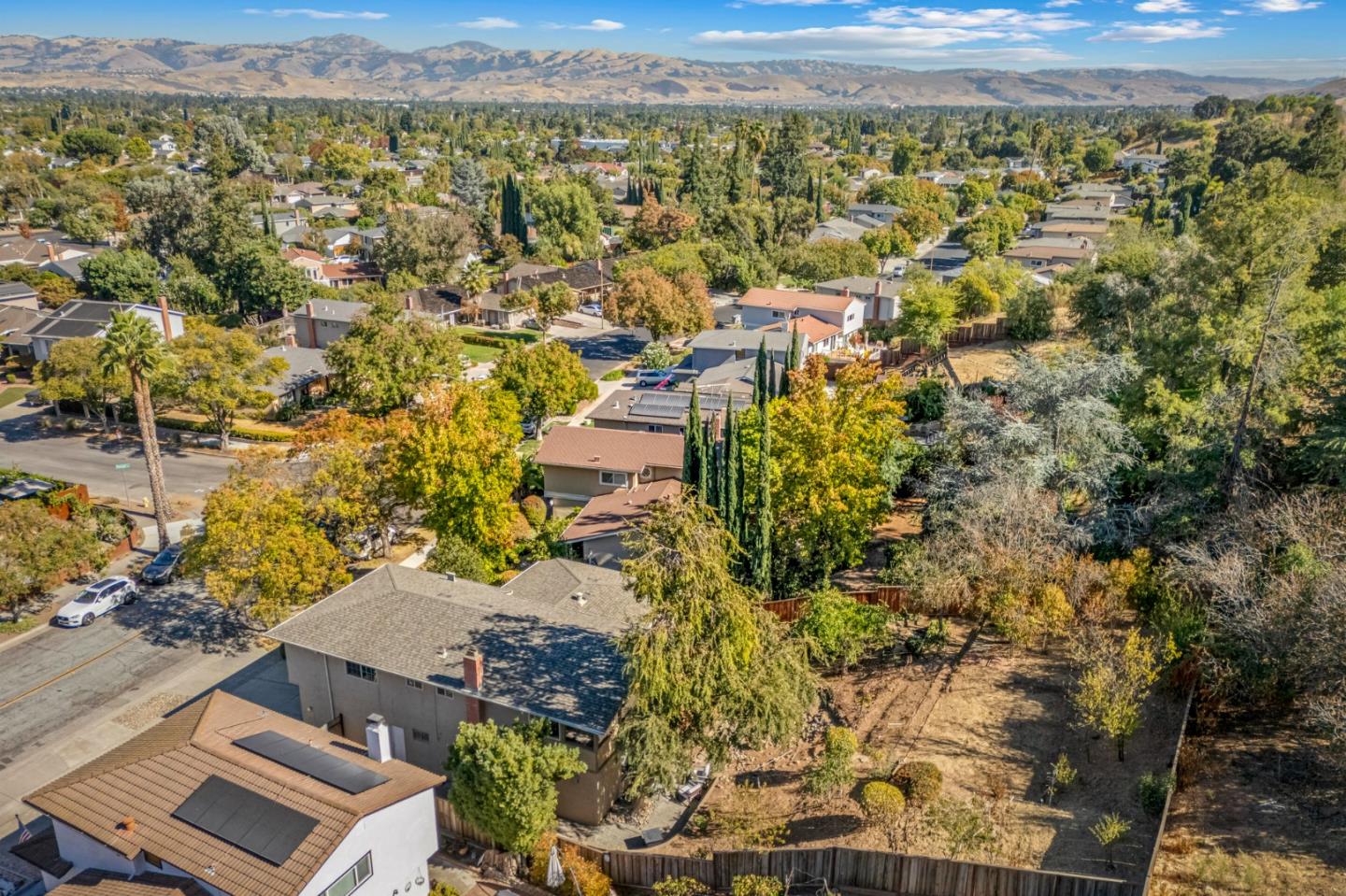 928 Foothill Drive