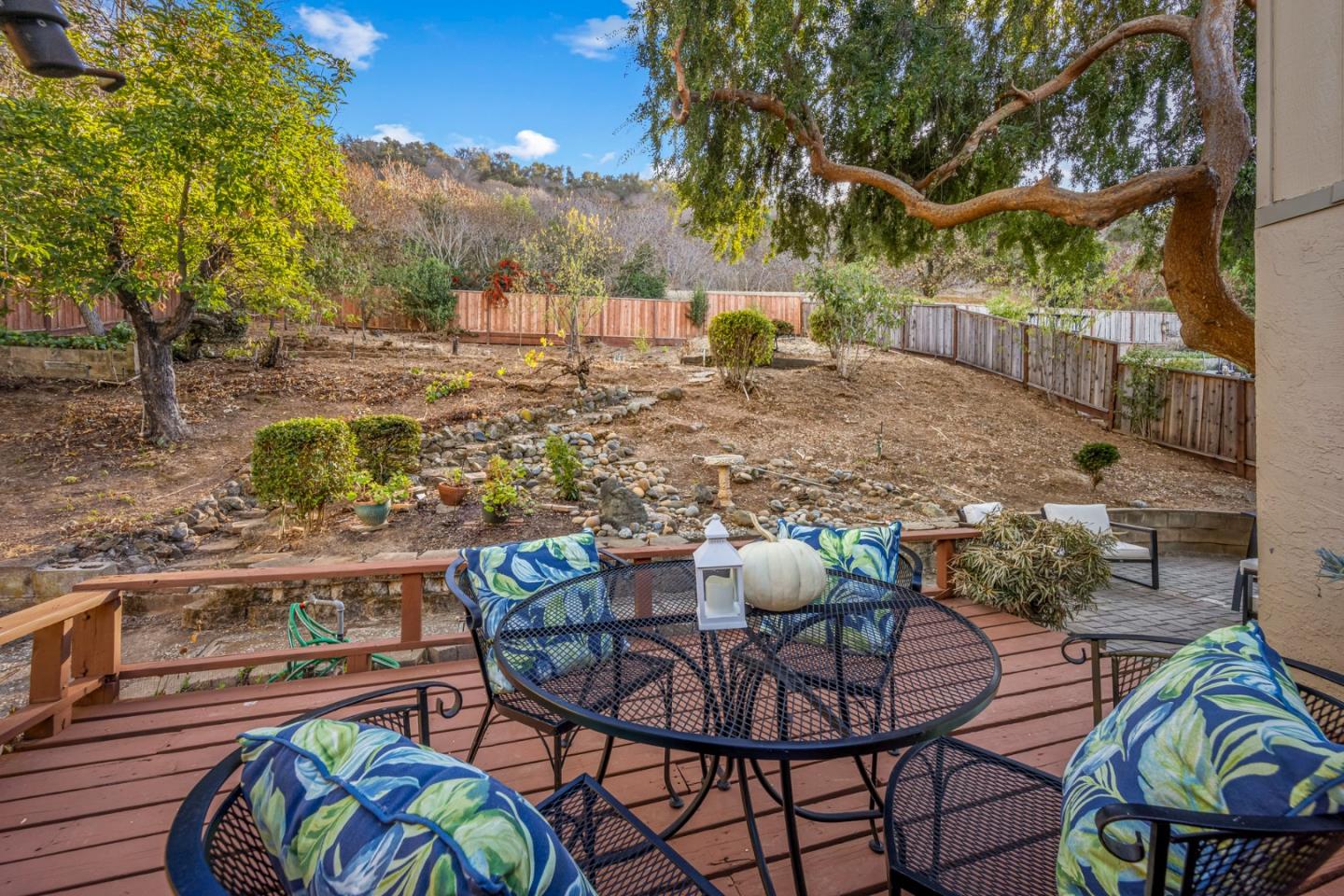 928 Foothill Drive