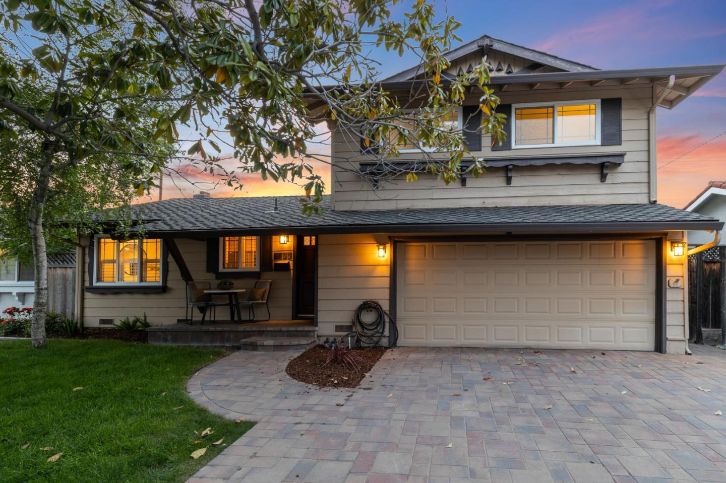 3085 Warburton Avenue