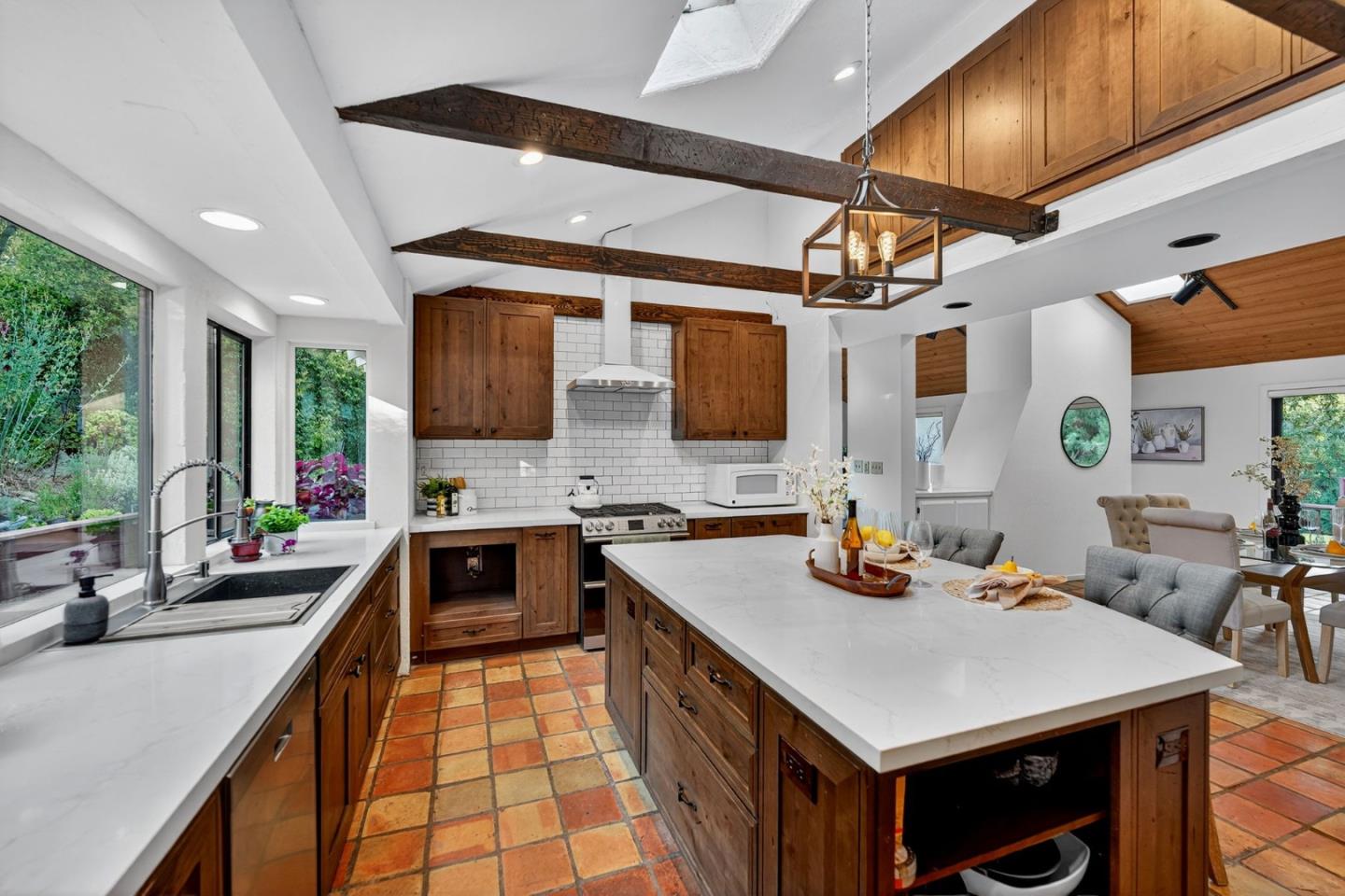 15098 Elm Park Park