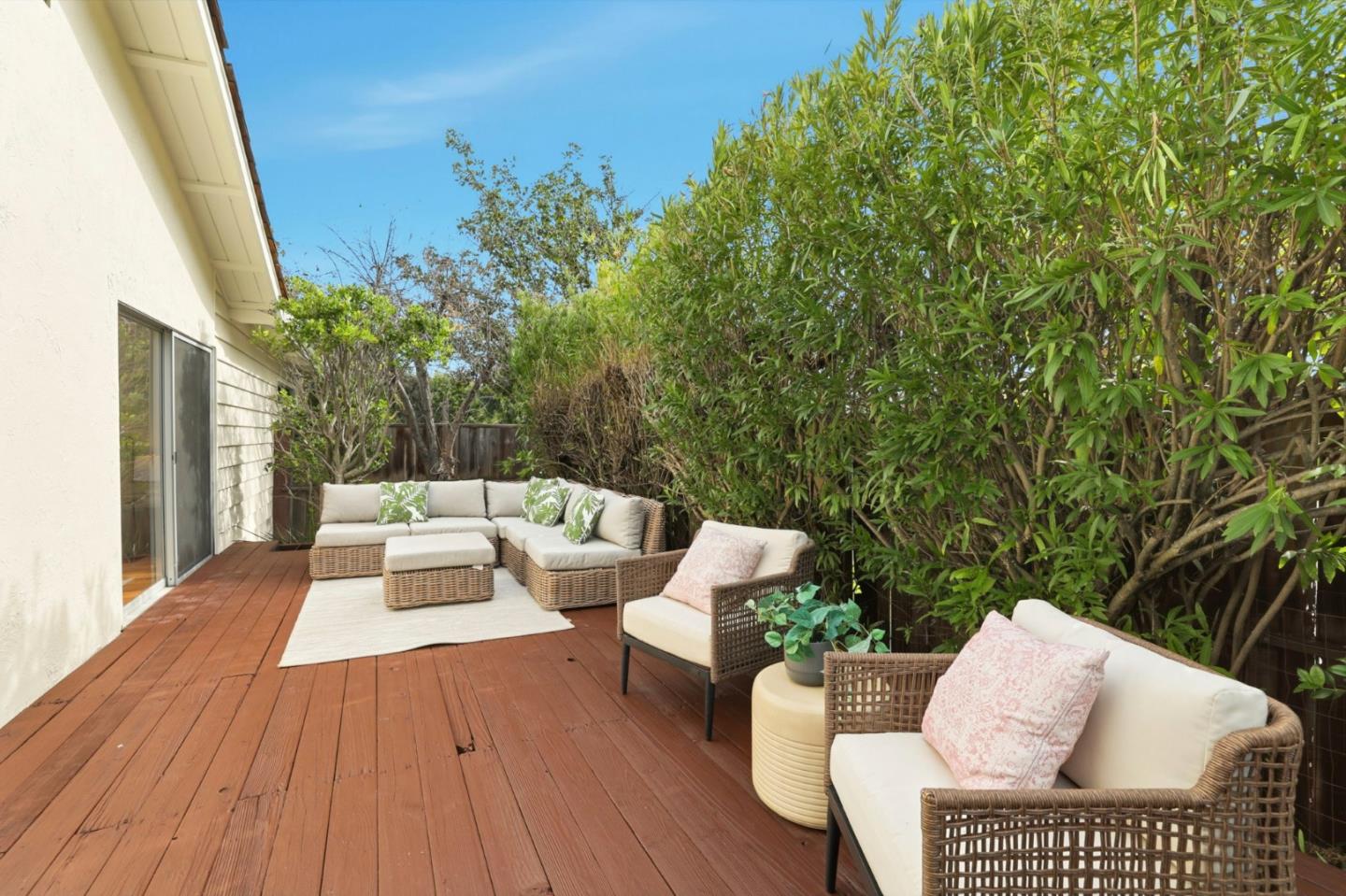 1145 Little John Way