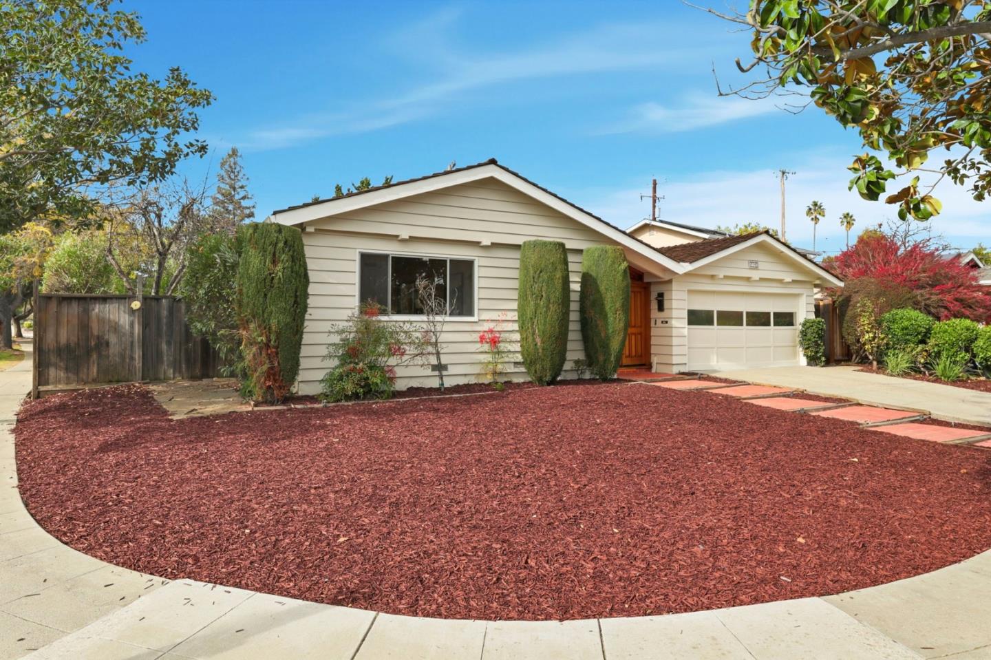 1145 Little John Way