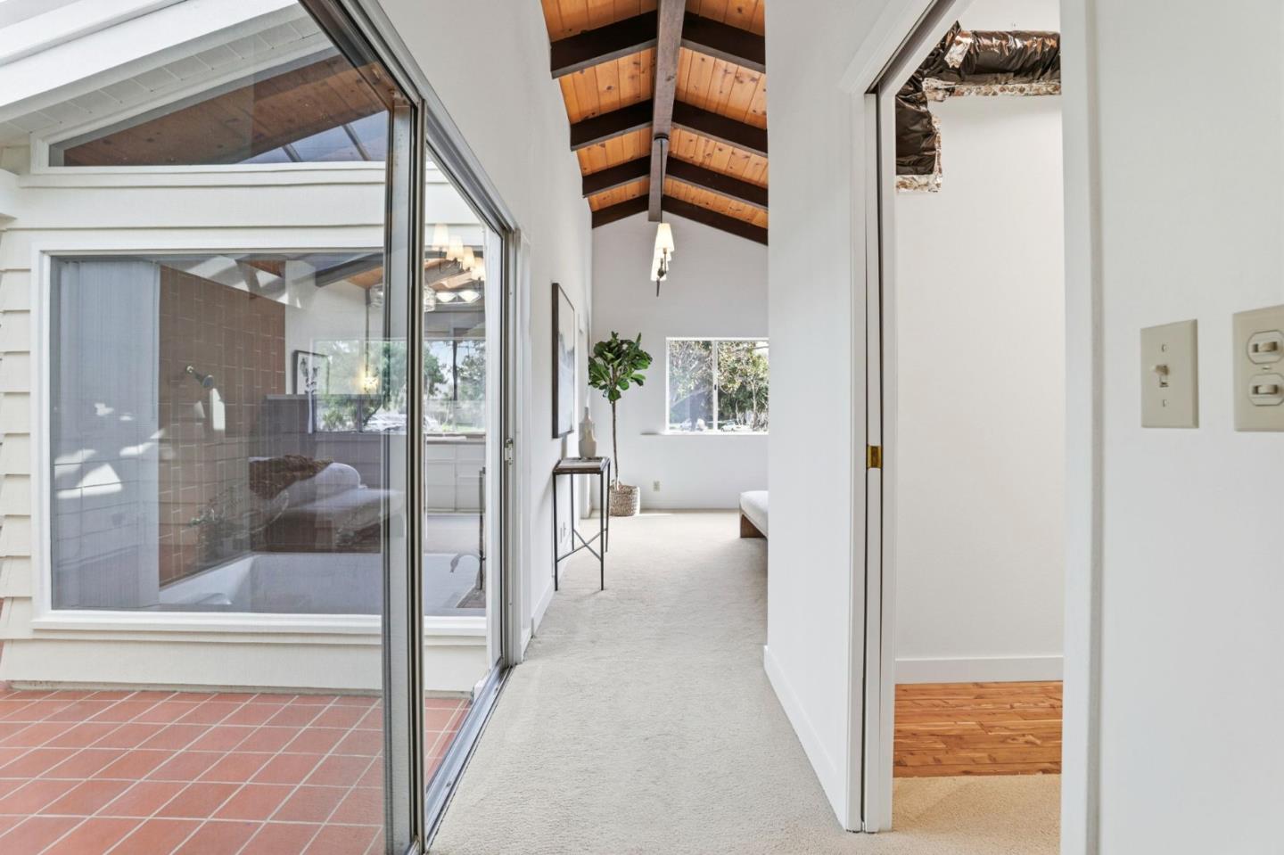 1145 Little John Way