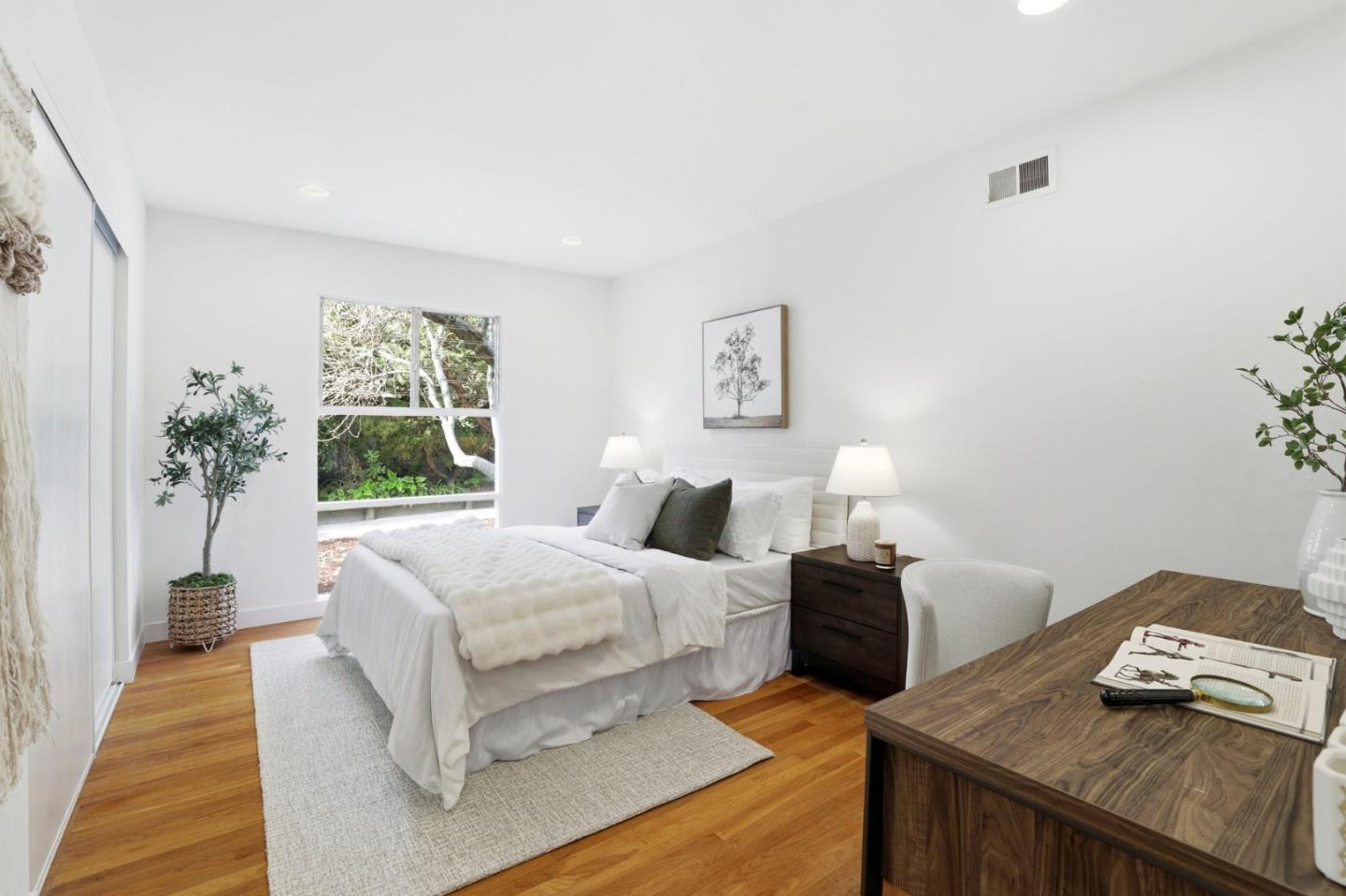 1145 Little John Way