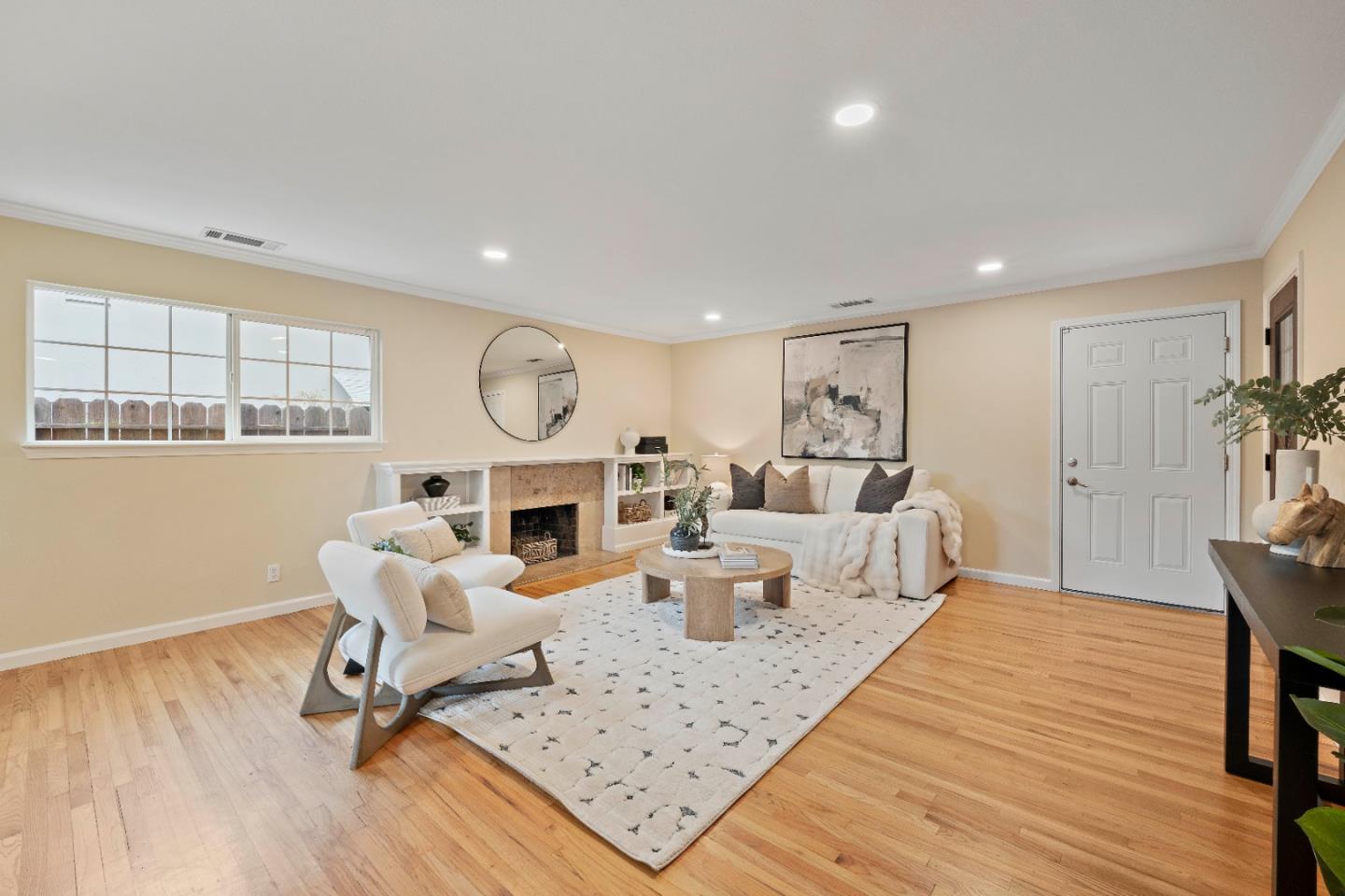 963 Connie Drive