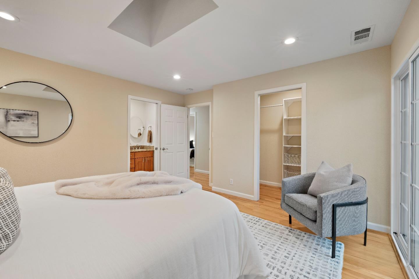 963 Connie Drive