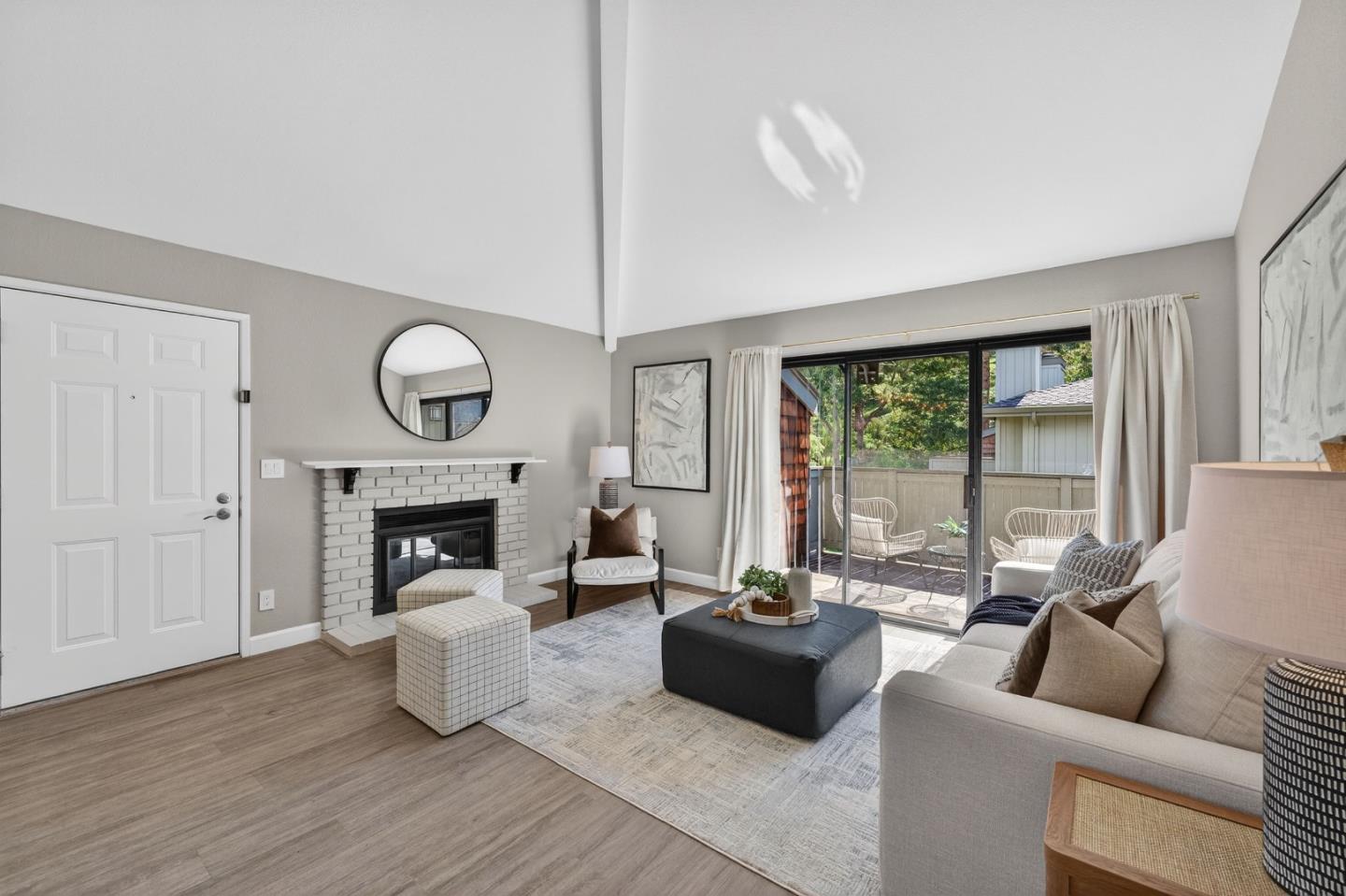 2012 La Terrace Circle