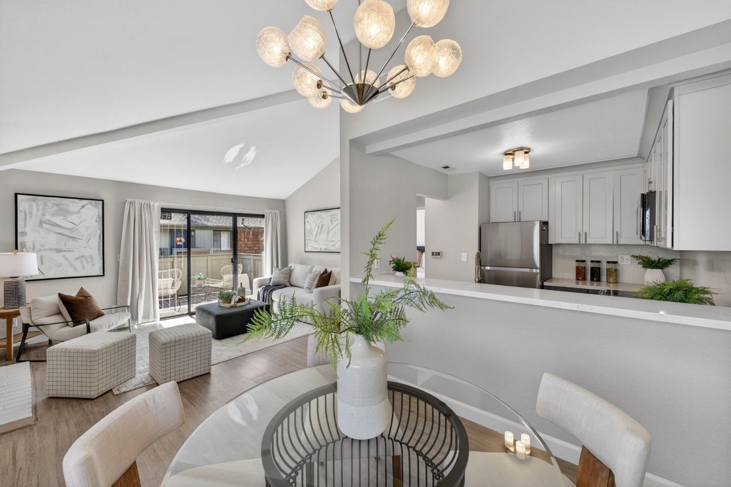 2012 La Terrace Circle