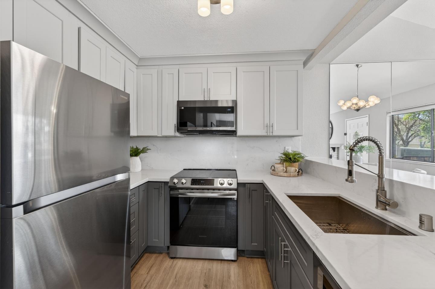 2012 La Terrace Circle
