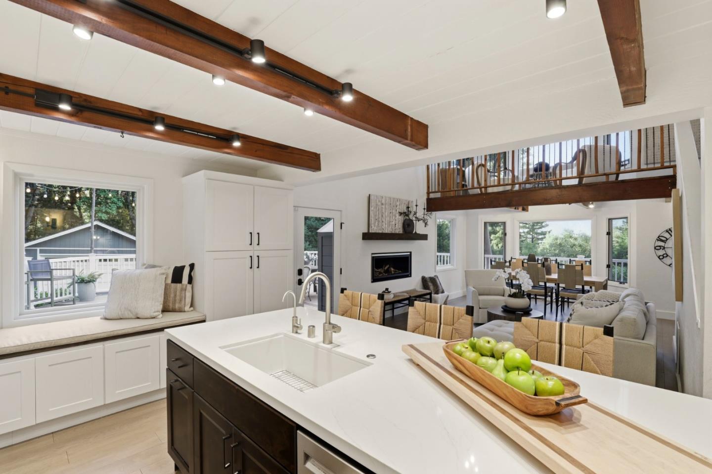 265 Burrell Ct