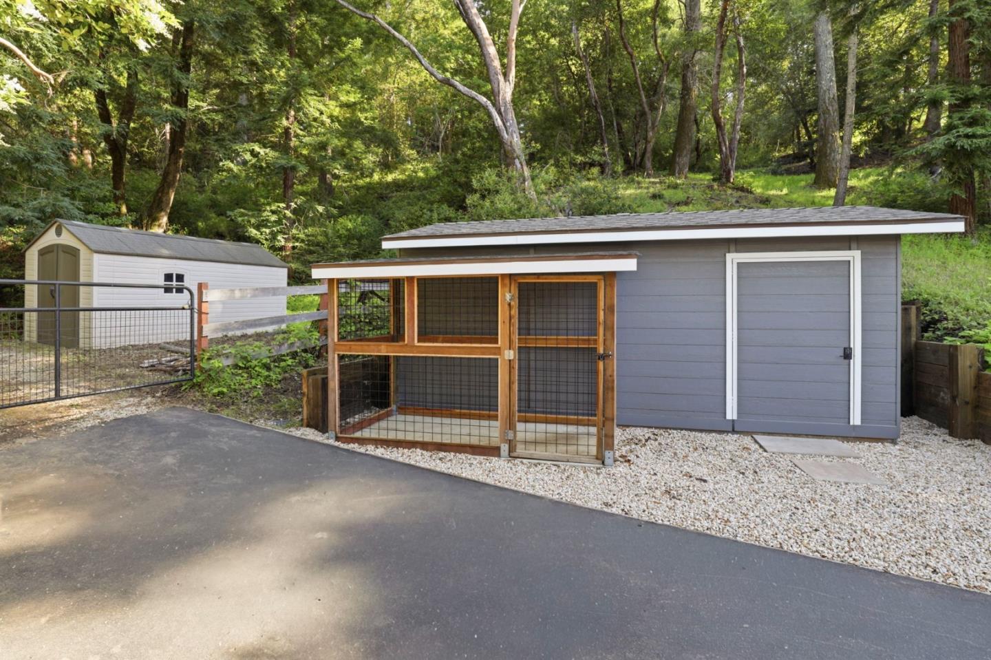 265 Burrell Ct