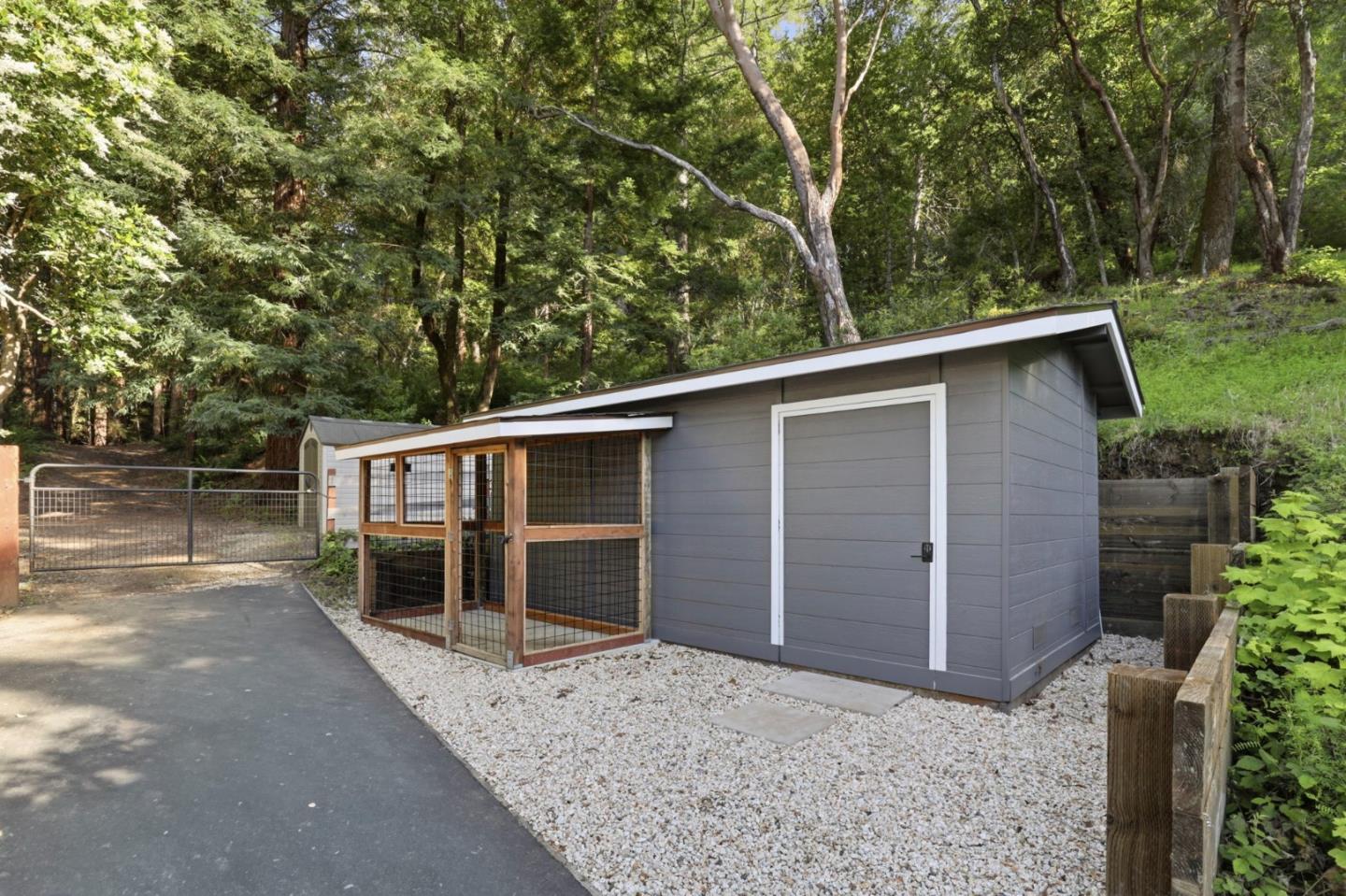 265 Burrell Ct