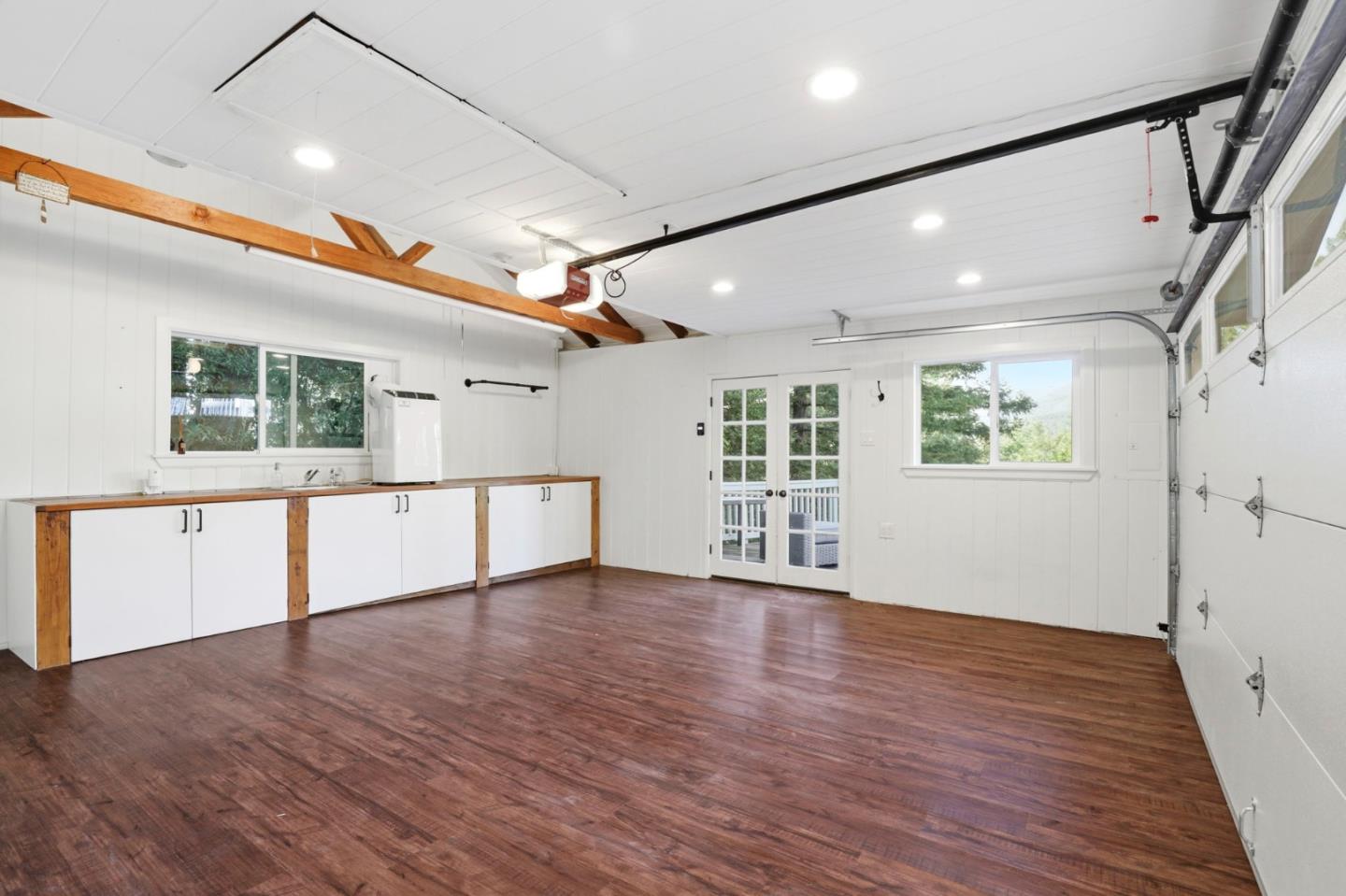 265 Burrell Ct