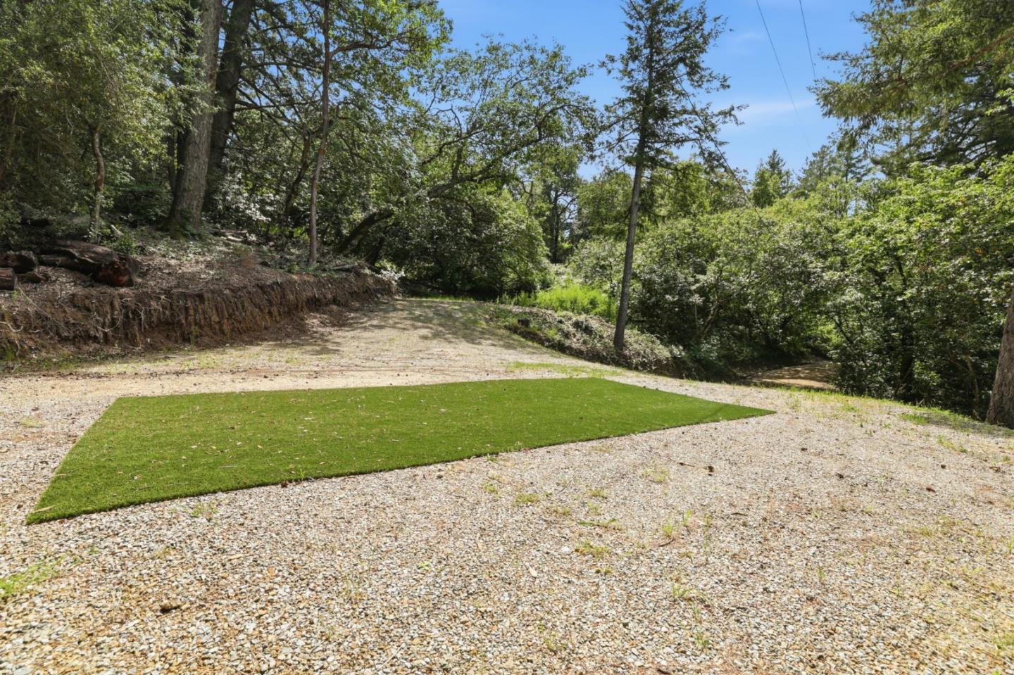 265 Burrell Ct