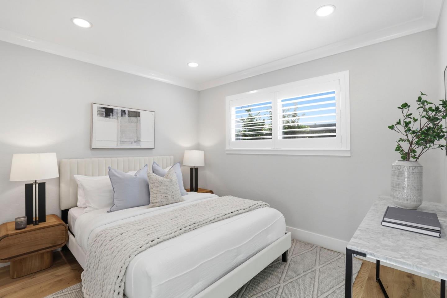 25 Valleyhaven Way