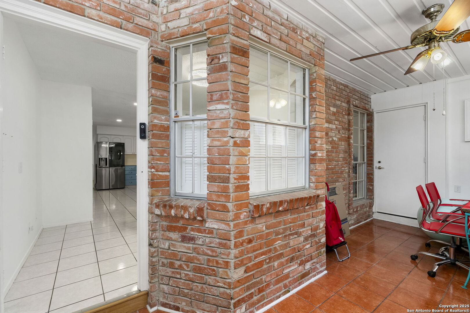 8033 N NEW BRAUNFELS AVENUE 400 D