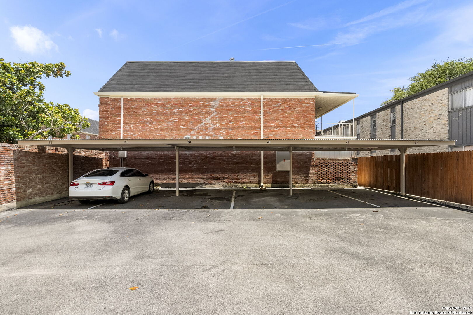 8033 N NEW BRAUNFELS AVENUE 400 D