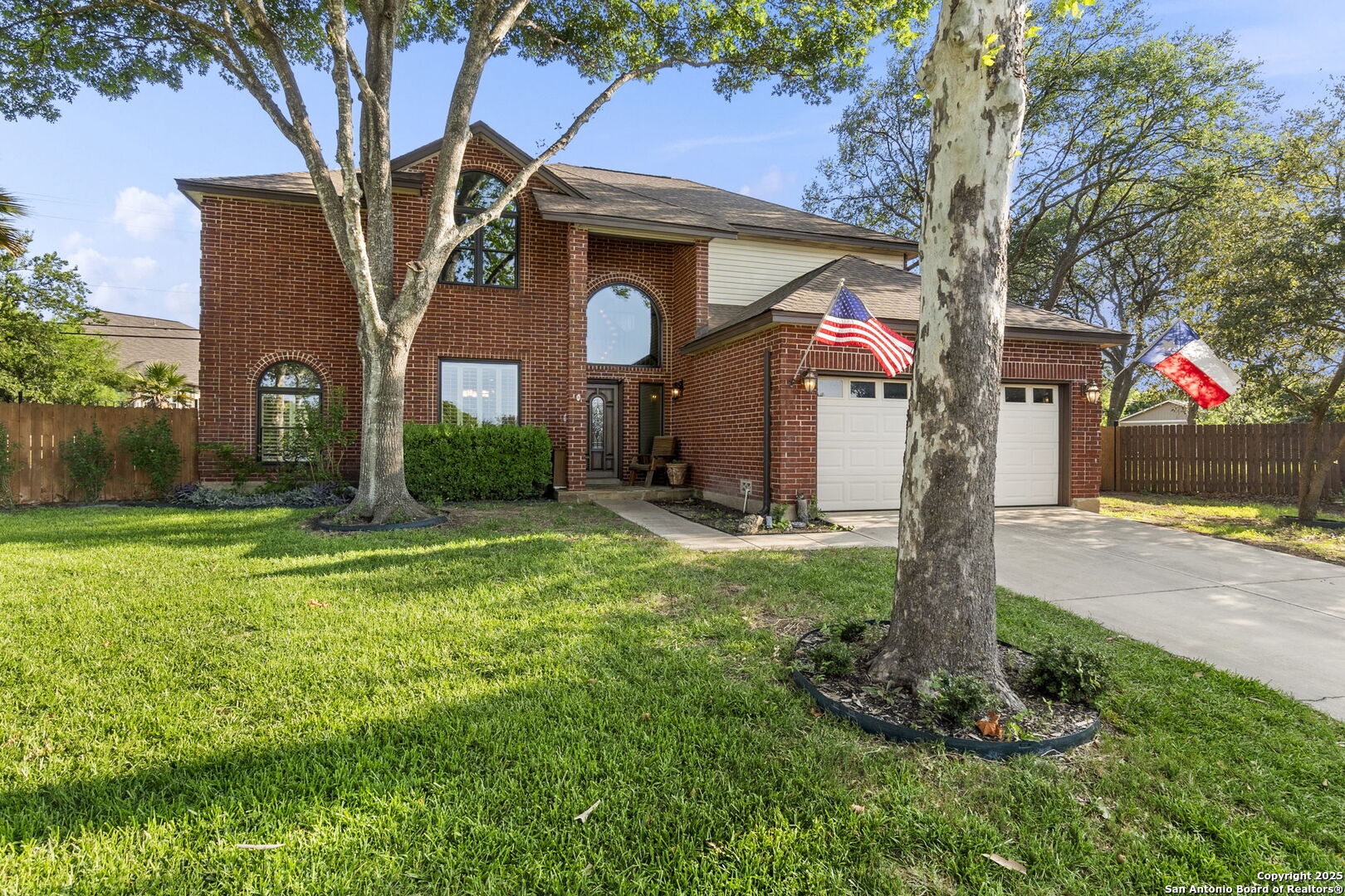 19502 Encino Bow