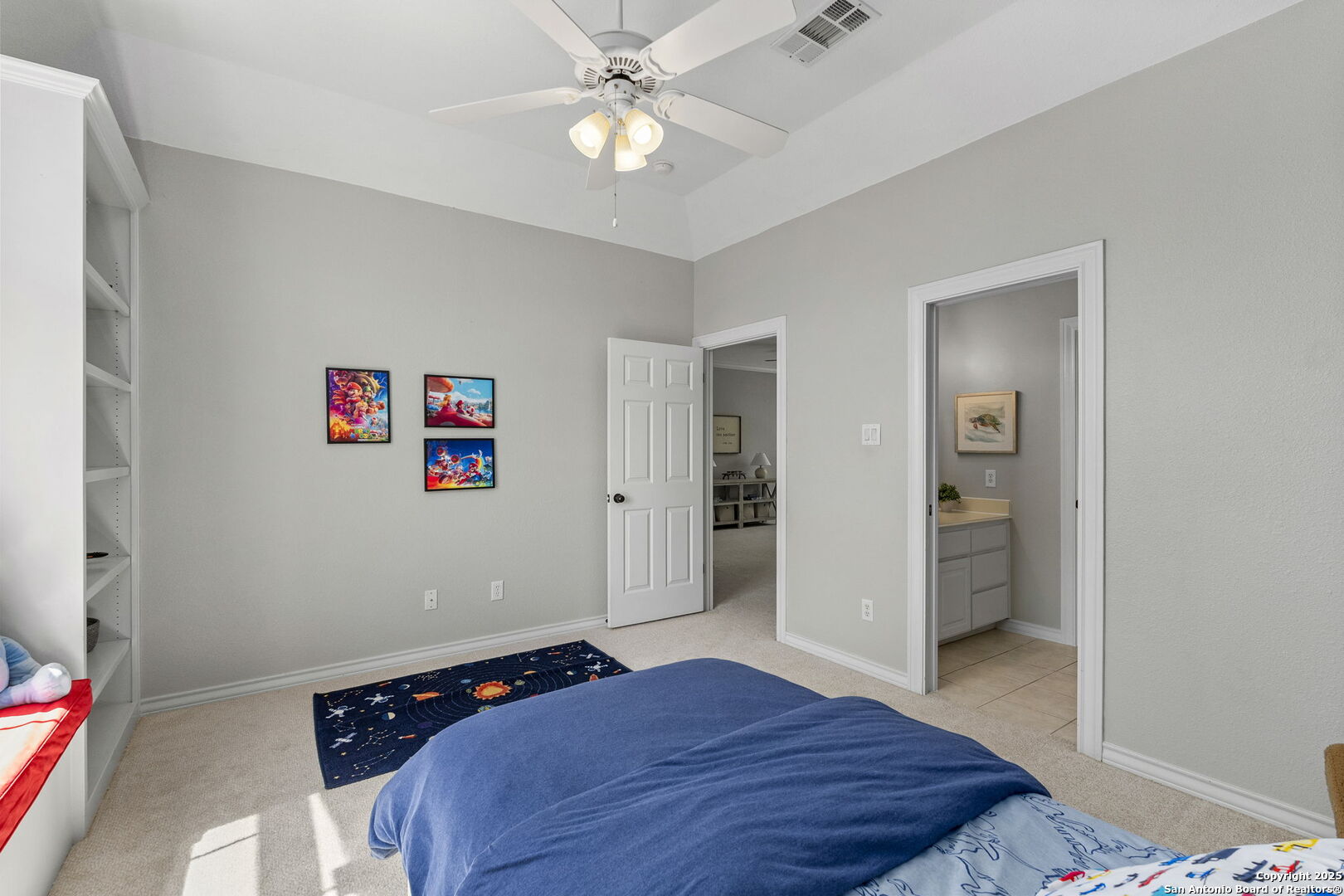 915 Foxton