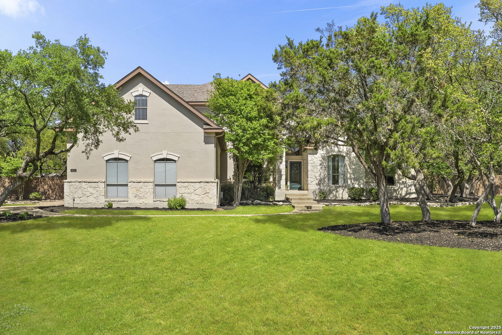 915 Foxton