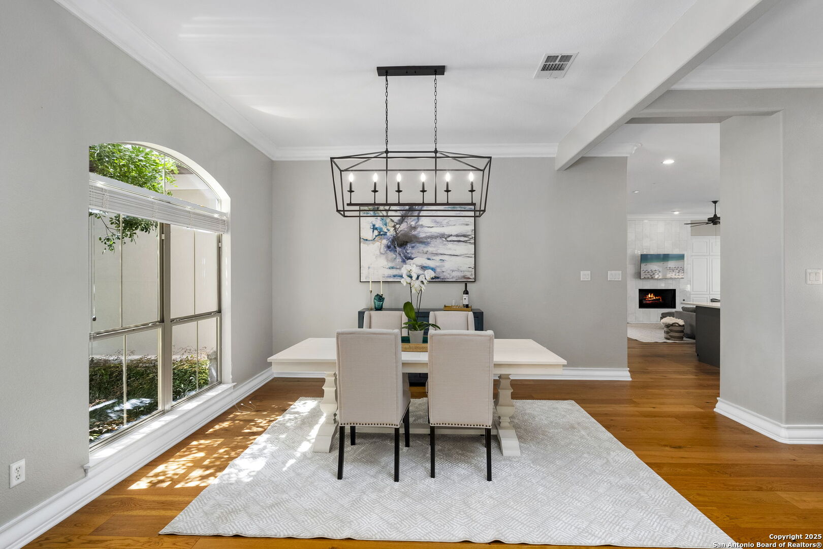 915 Foxton