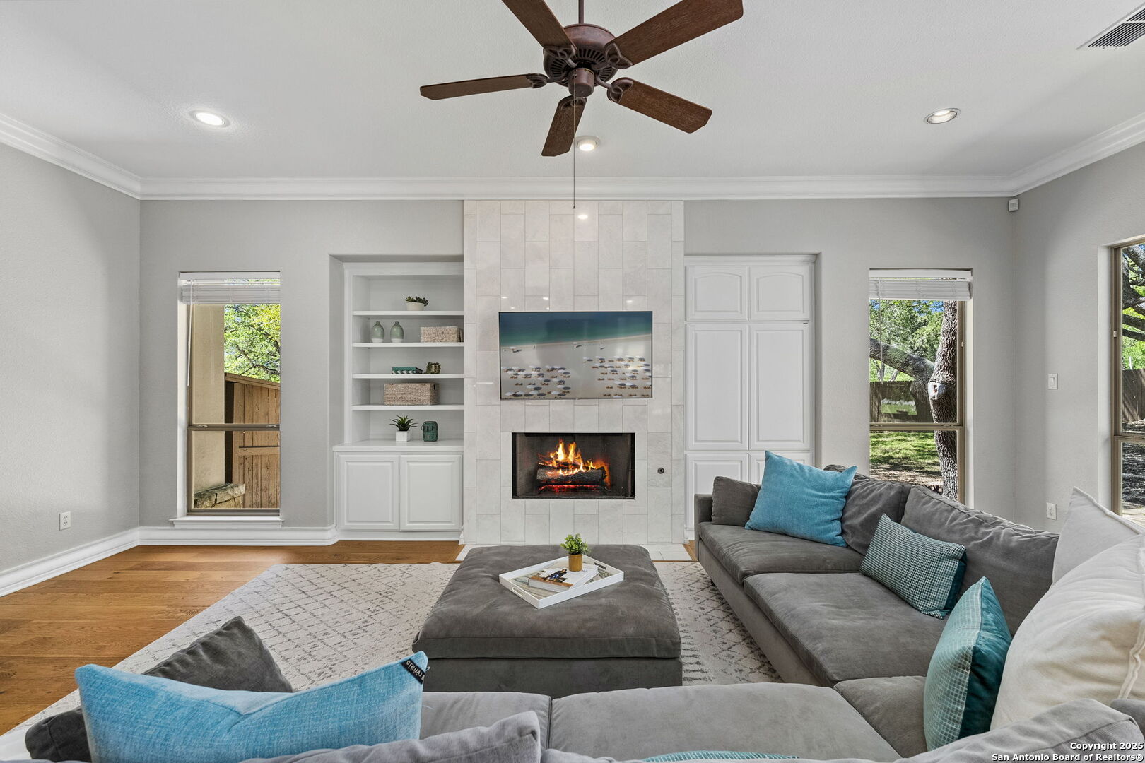 915 Foxton