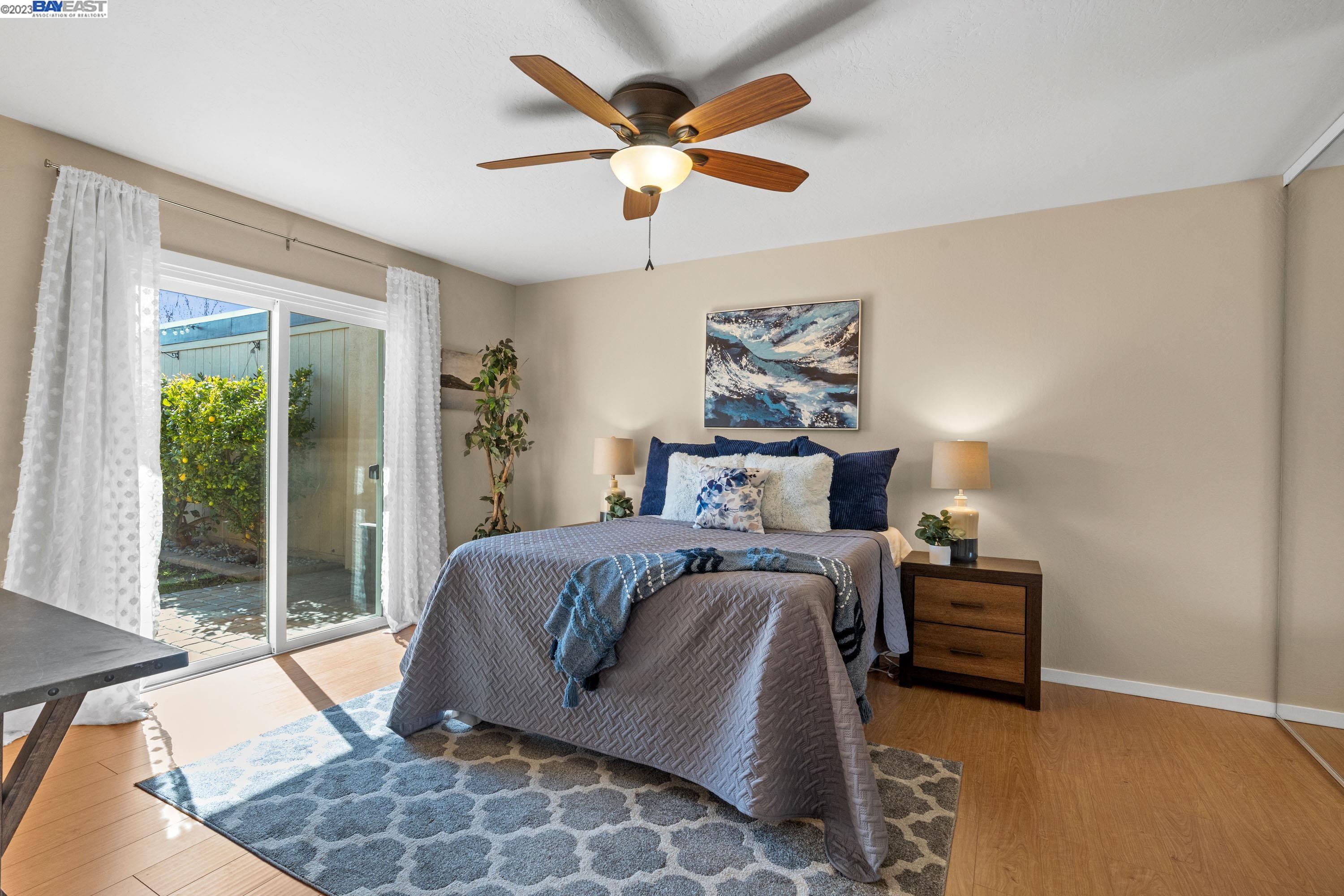 5563 Tait Ct
