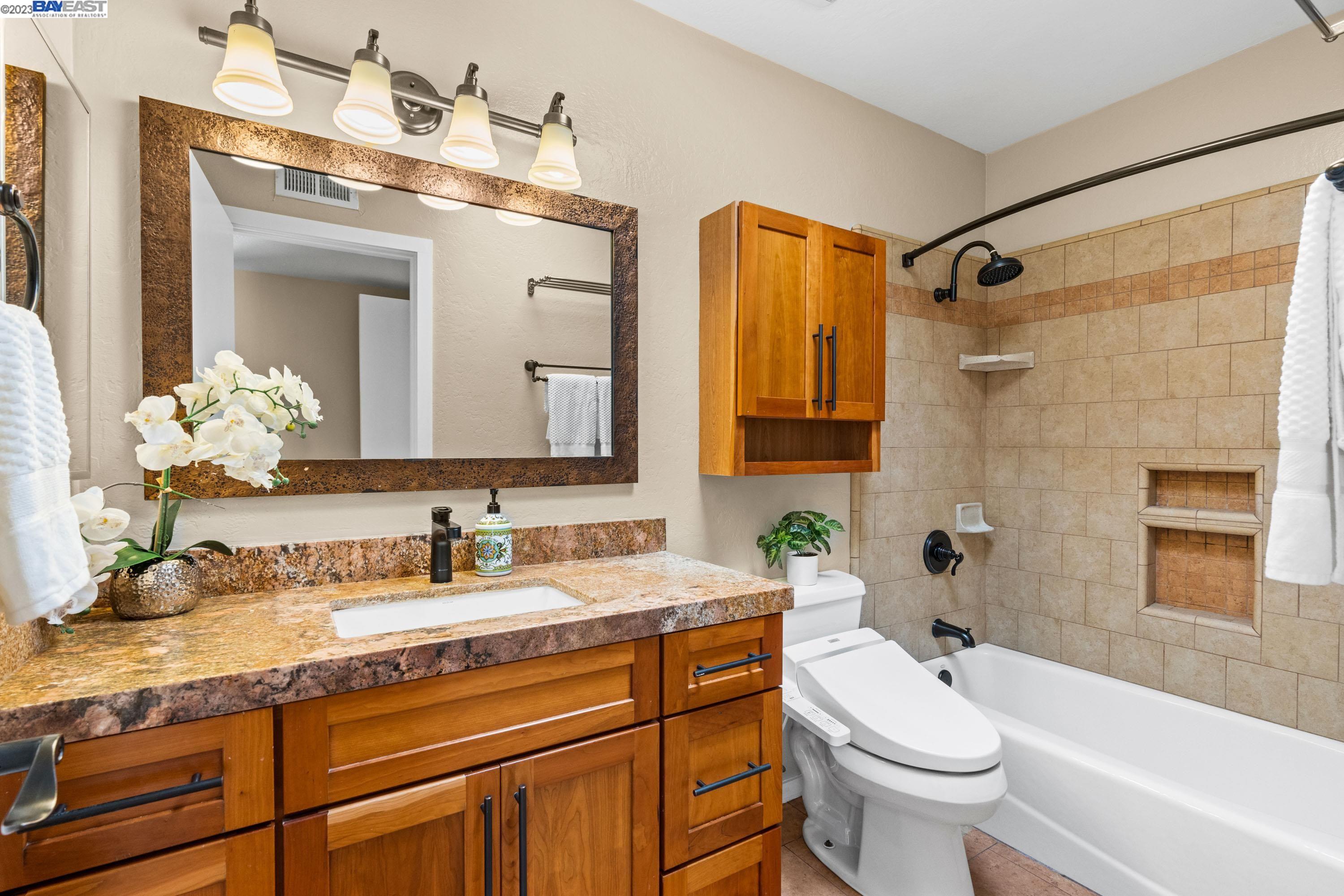 5563 Tait Ct