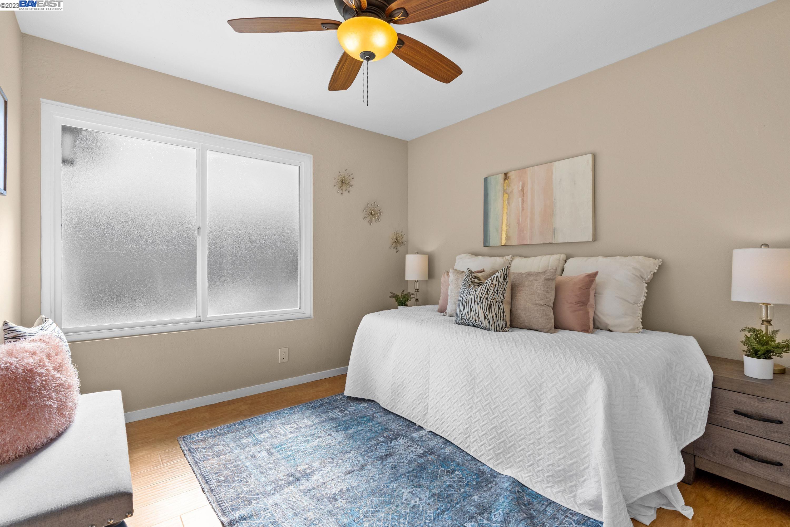 5563 Tait Ct