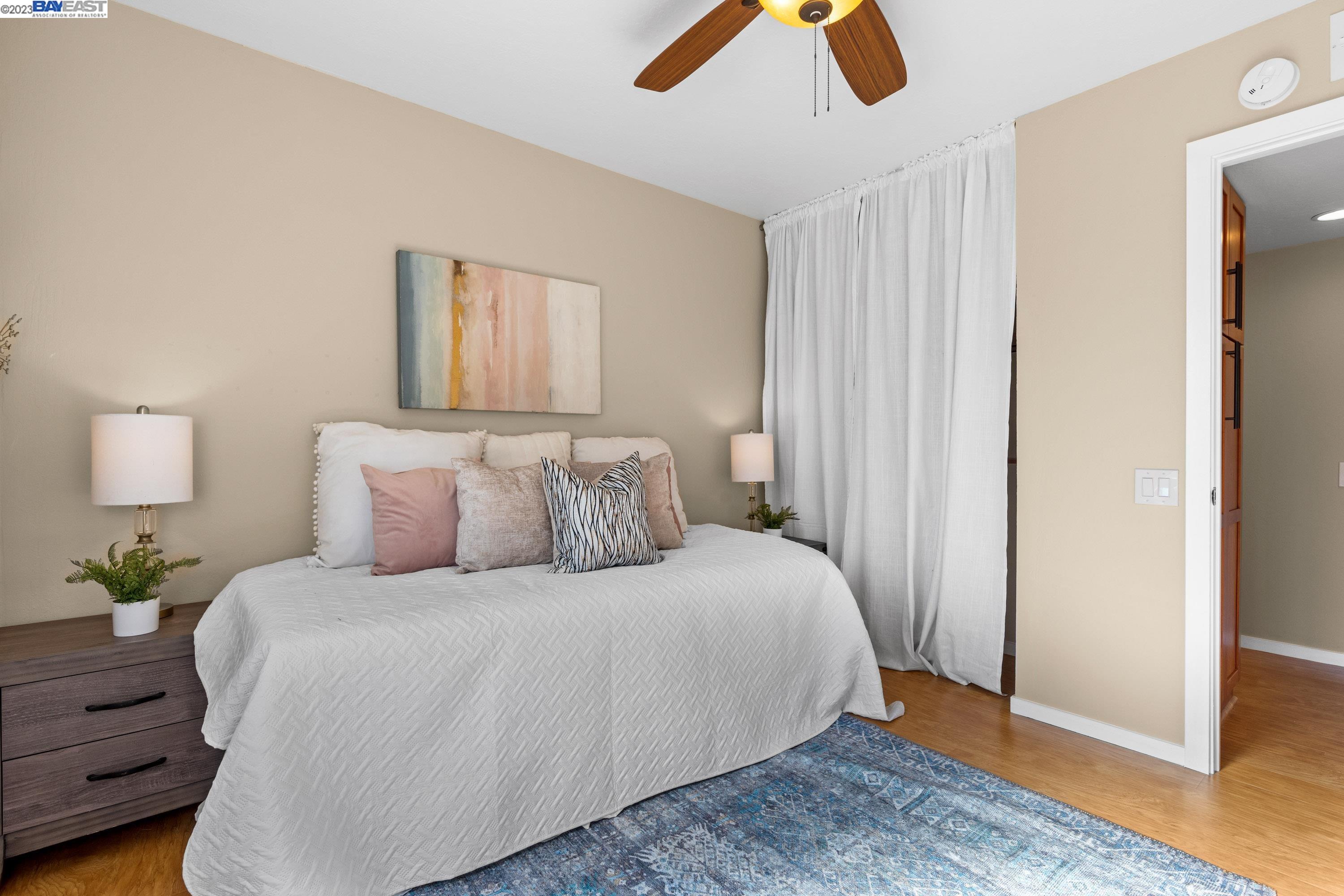 5563 Tait Ct