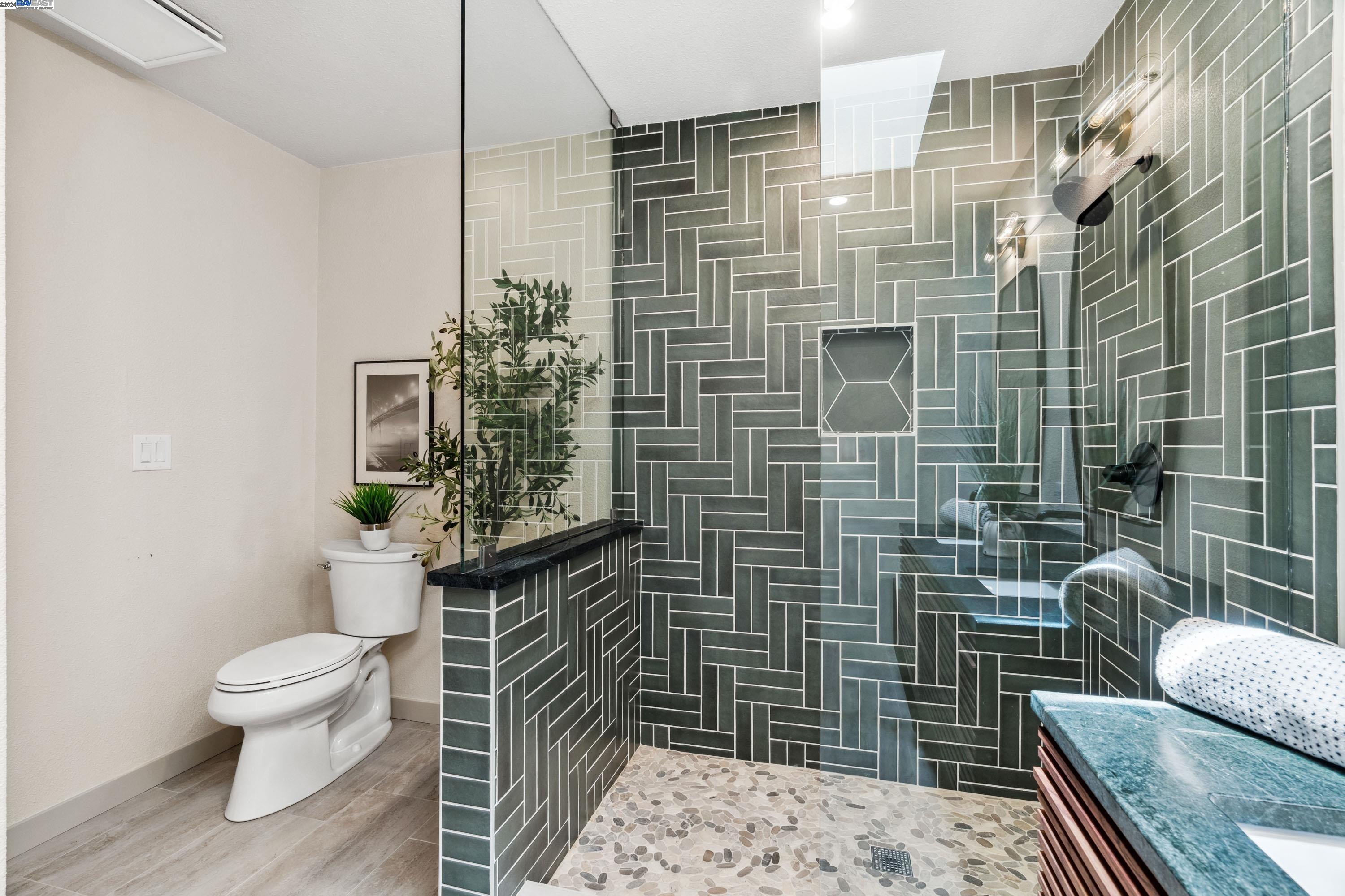 504 Weybridge Dr