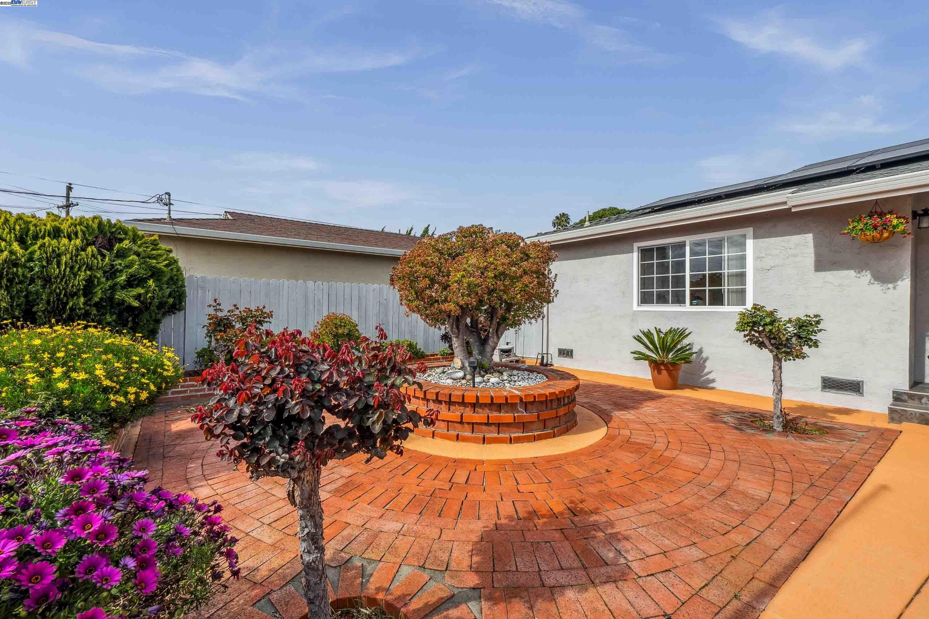 36310 Colbert Pl