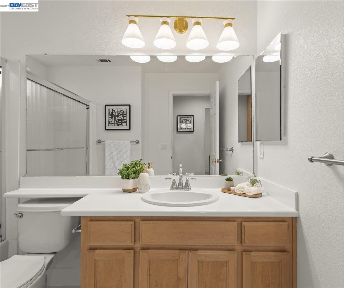 36063 Crystal Springs Dr