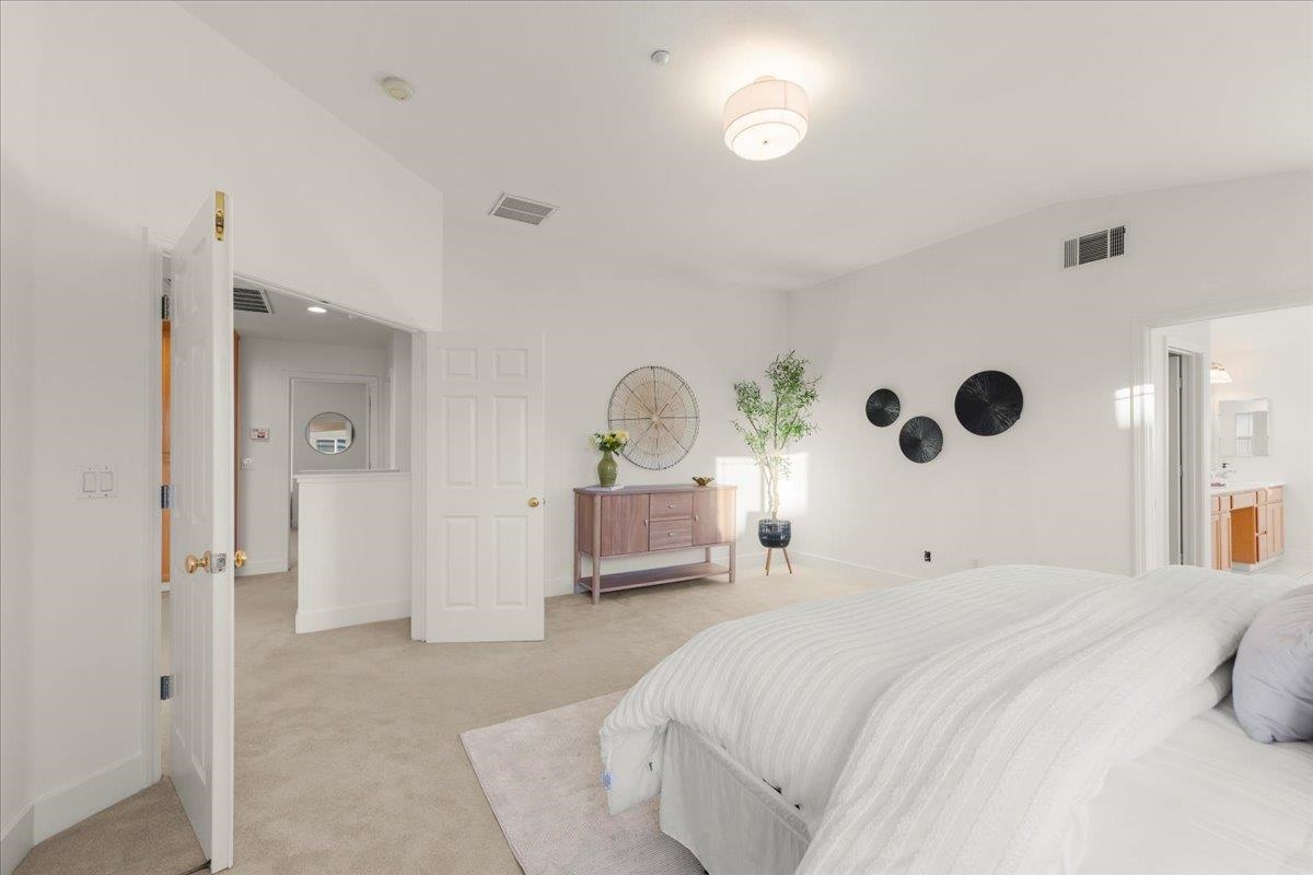 36063 Crystal Springs Dr