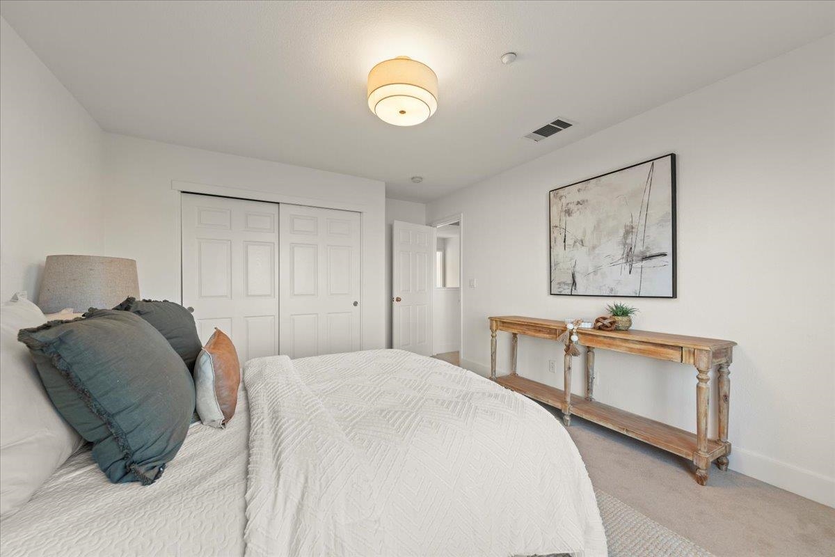 36063 Crystal Springs Dr