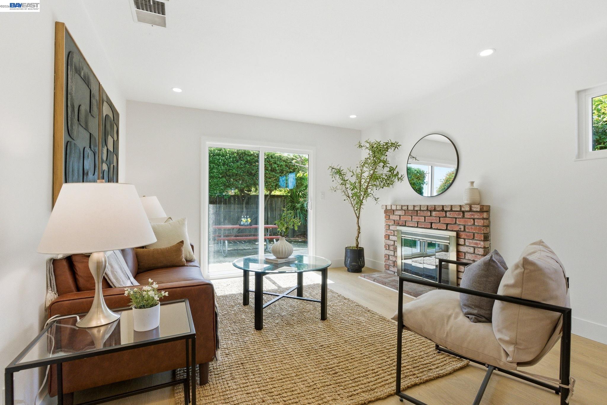5584 Tilden Pl