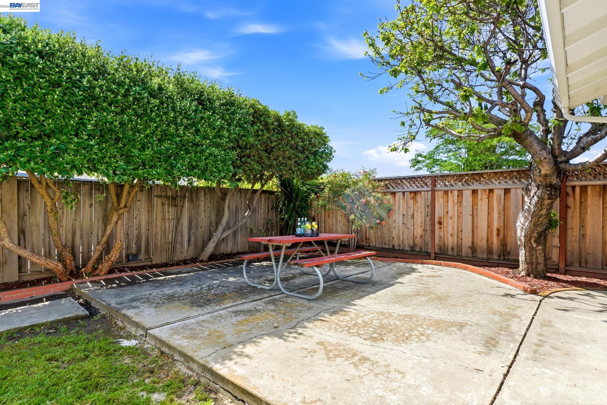 5584 Tilden Pl
