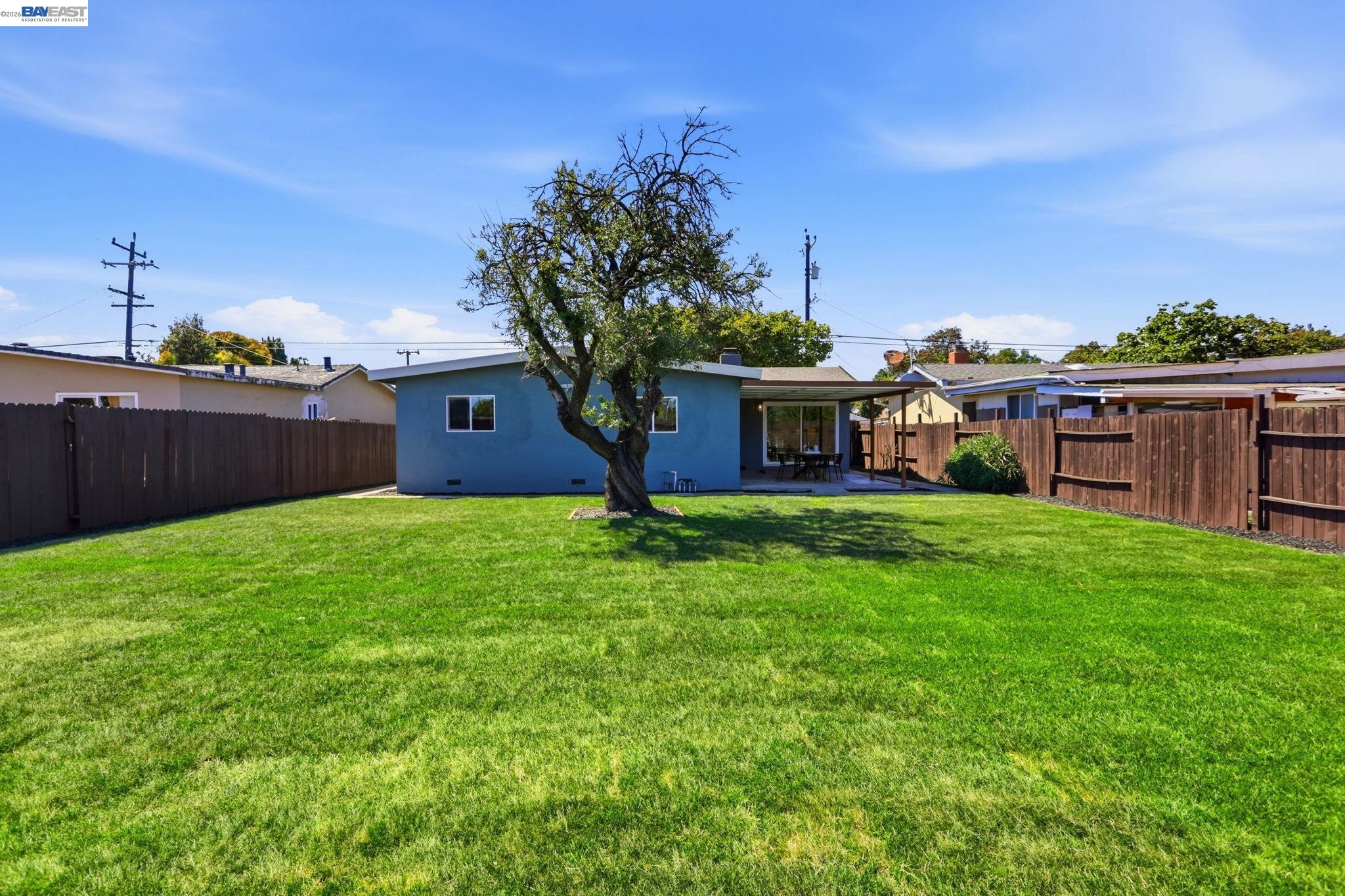 6684 Graham Ave
