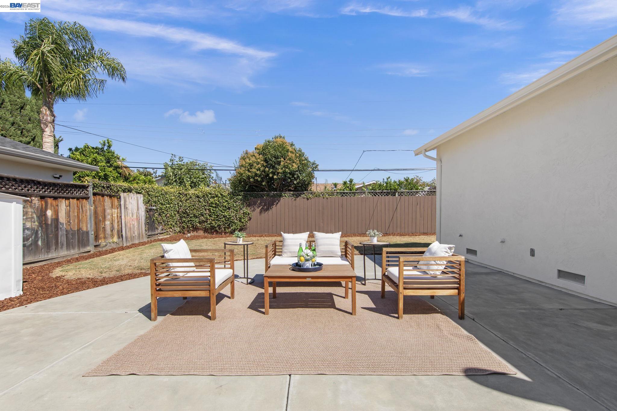 5048 Brian Ct