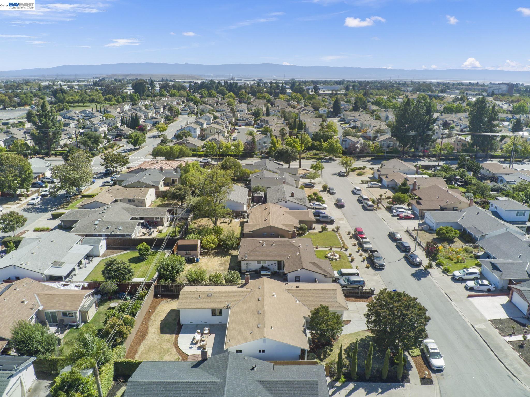 5048 Brian Ct