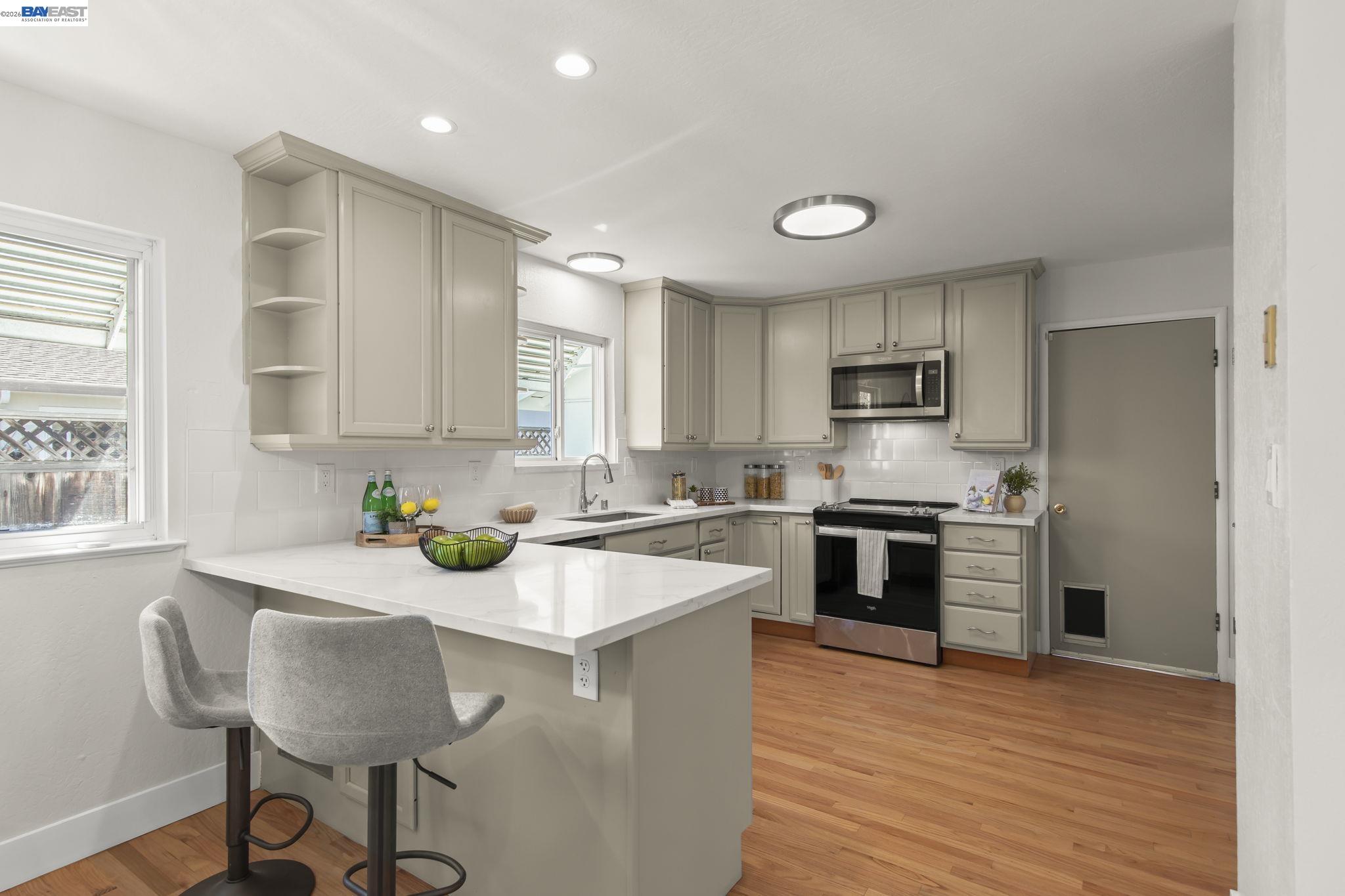 5048 Brian Ct