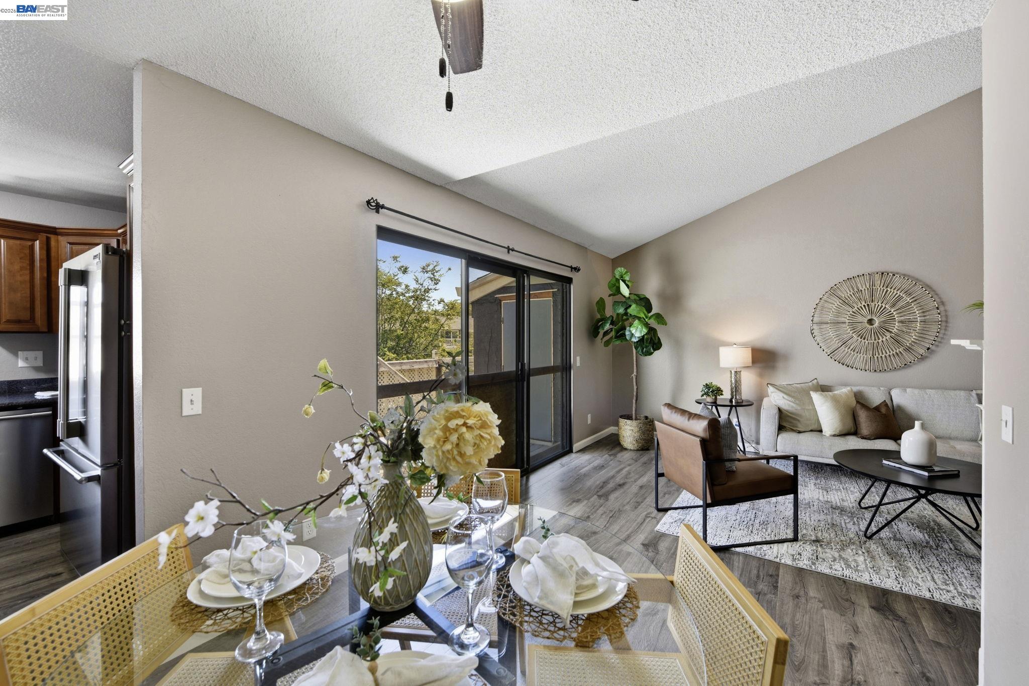 37200 Meadowbrook Cmn # 203