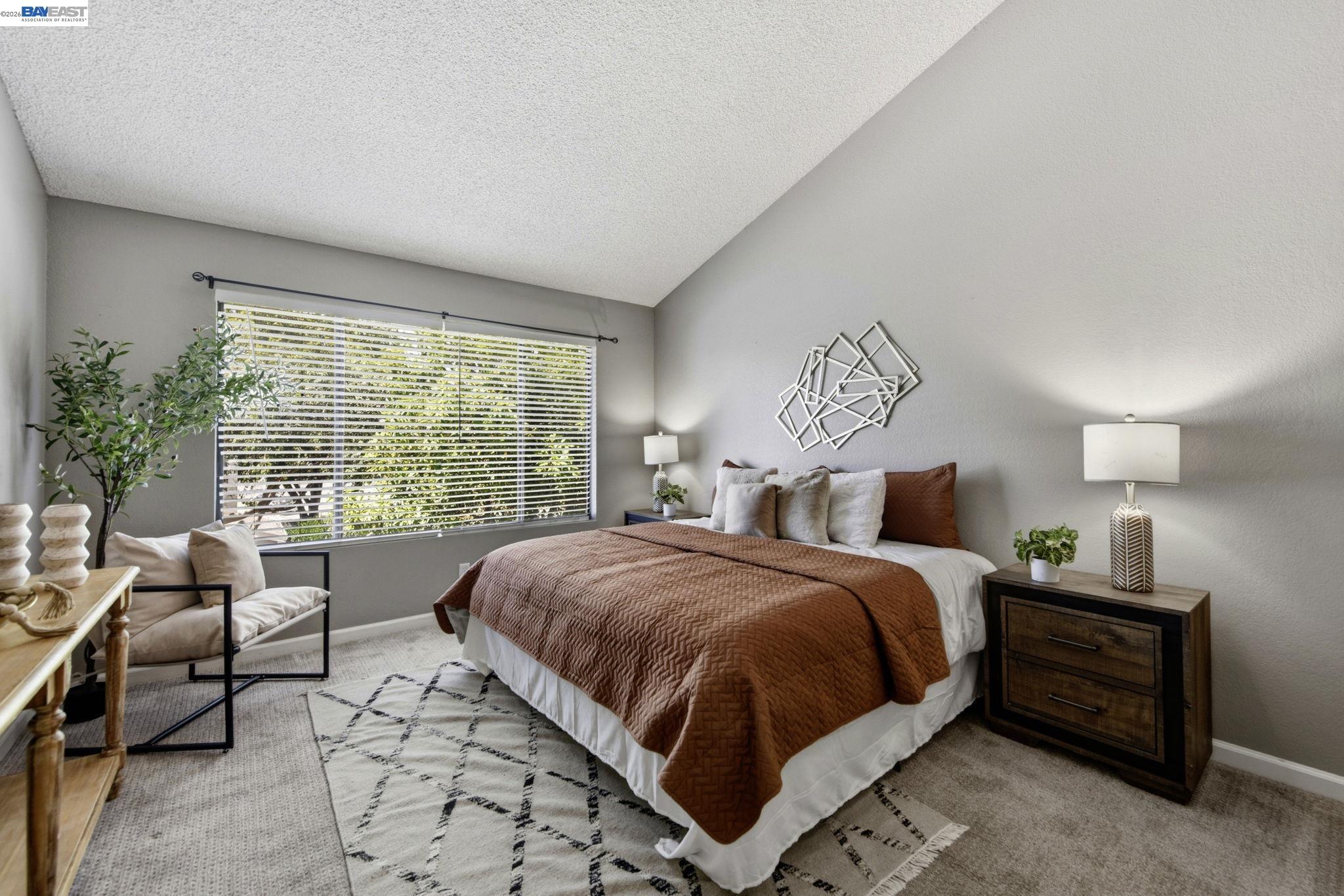 37200 Meadowbrook Cmn # 203