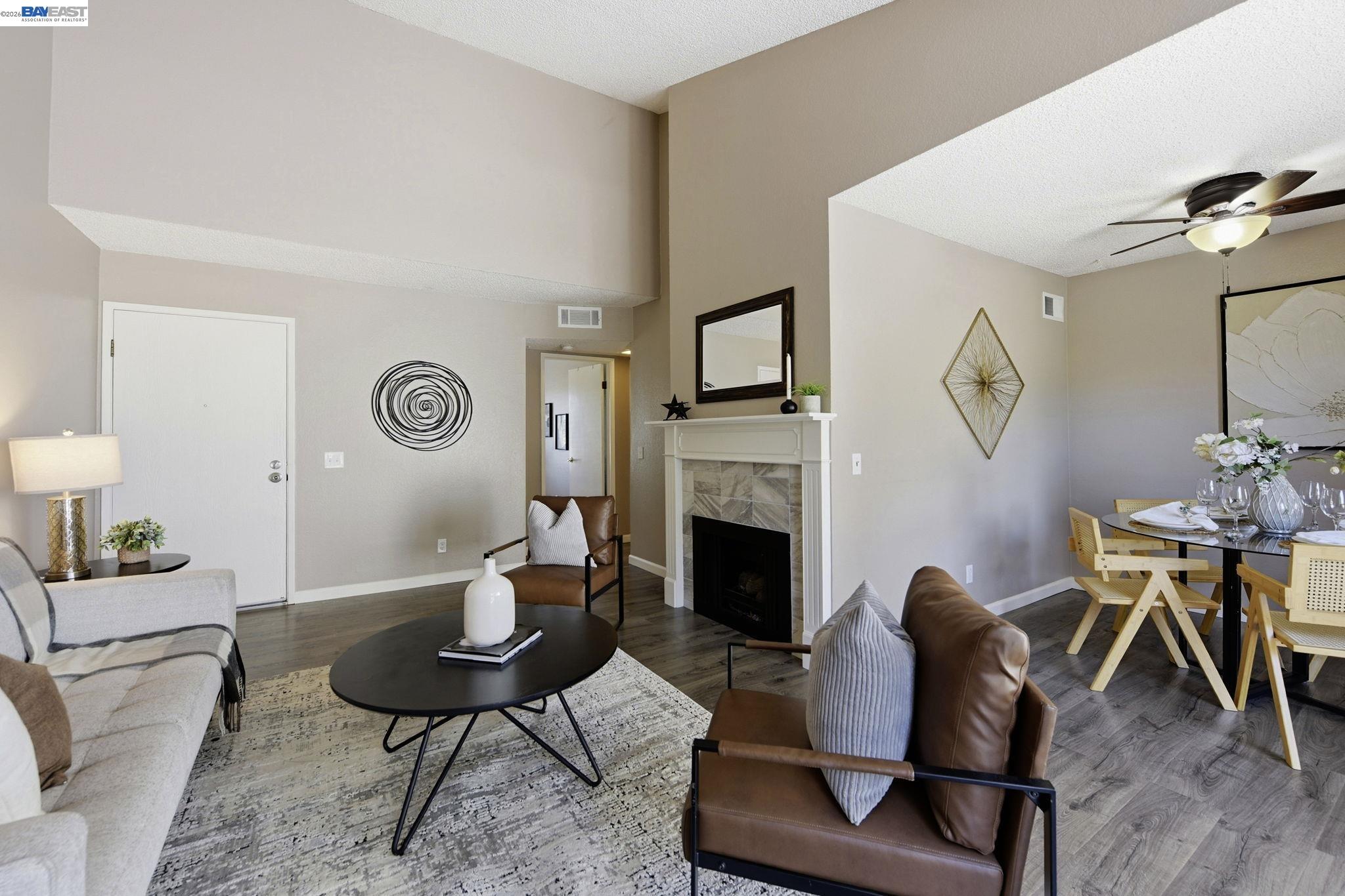 37200 Meadowbrook Cmn # 203